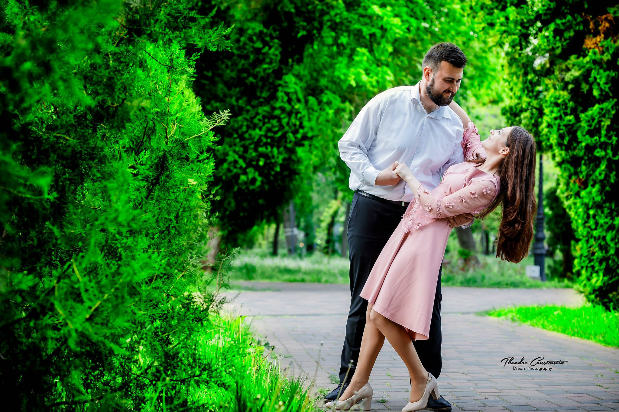 Logodna. Dream Studio Galați – ședințe foto profesionale pentru familie, portrete și evenimente