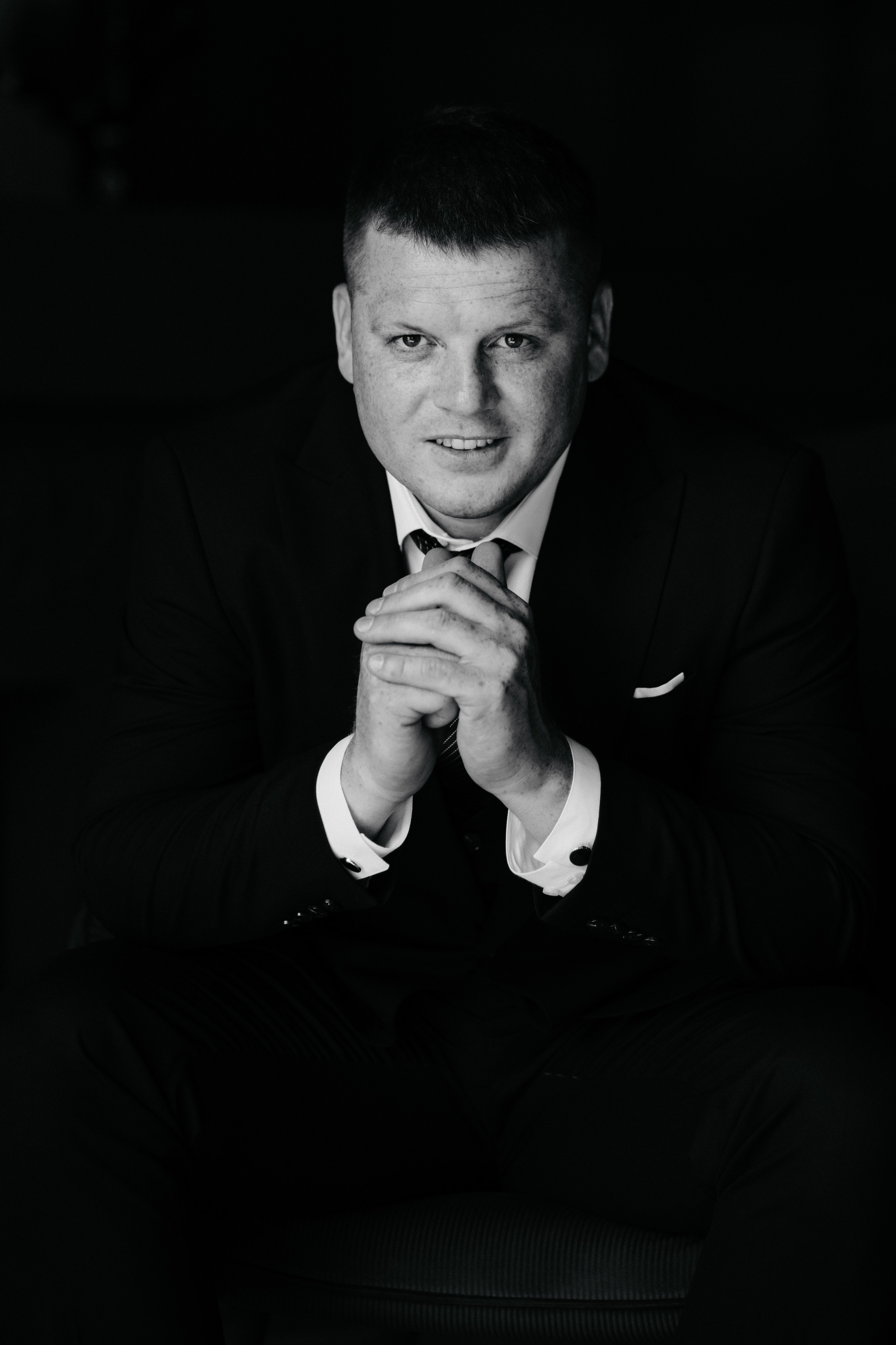 Nikolly & Constantin. Home