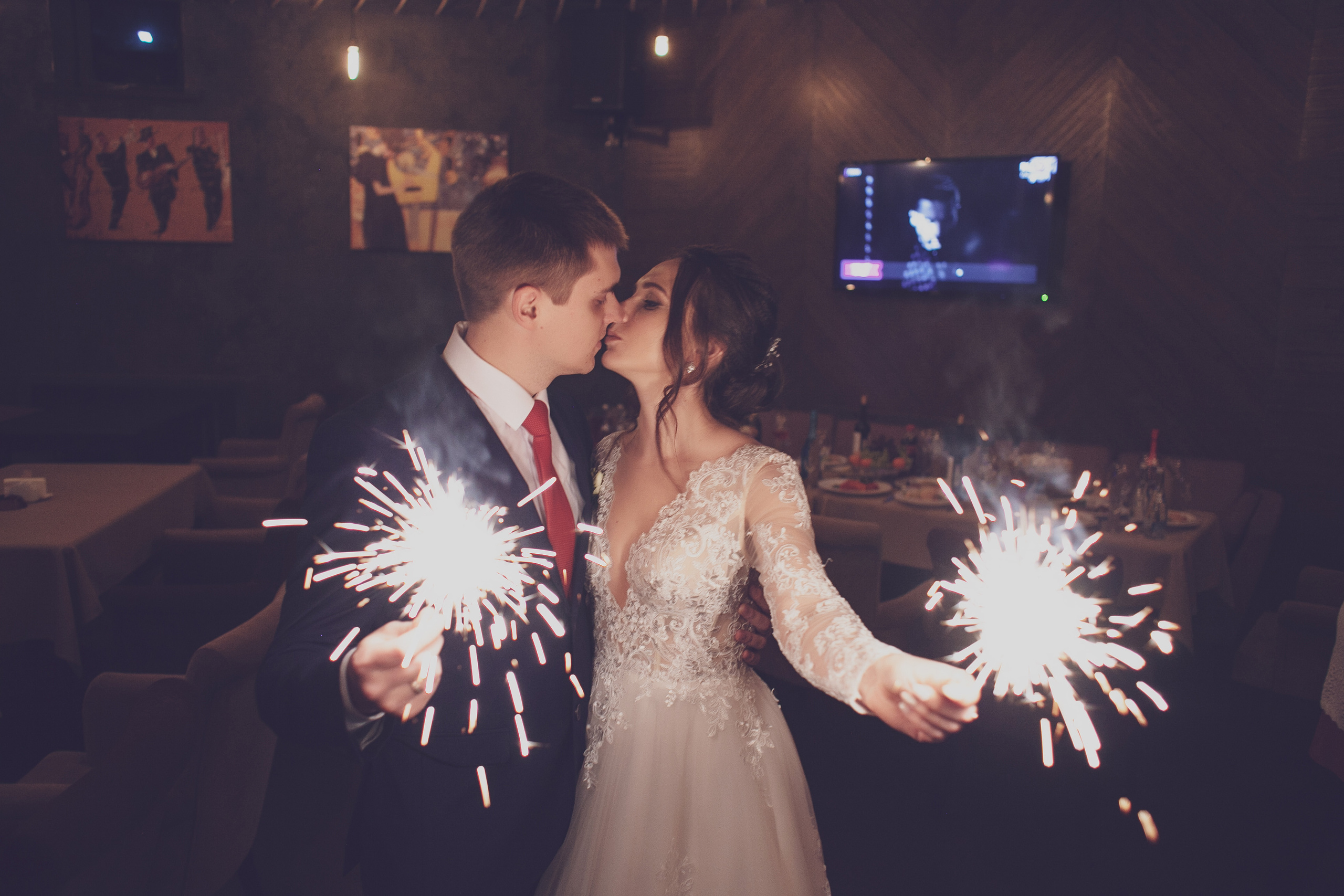 Svadobny fotograf svadobny fotograf cena kameraman na svadbu cena. Fotograf kameraman na svadbu Bratislava Banská Bystrica Сelé Slovensko svadobný kameraman
