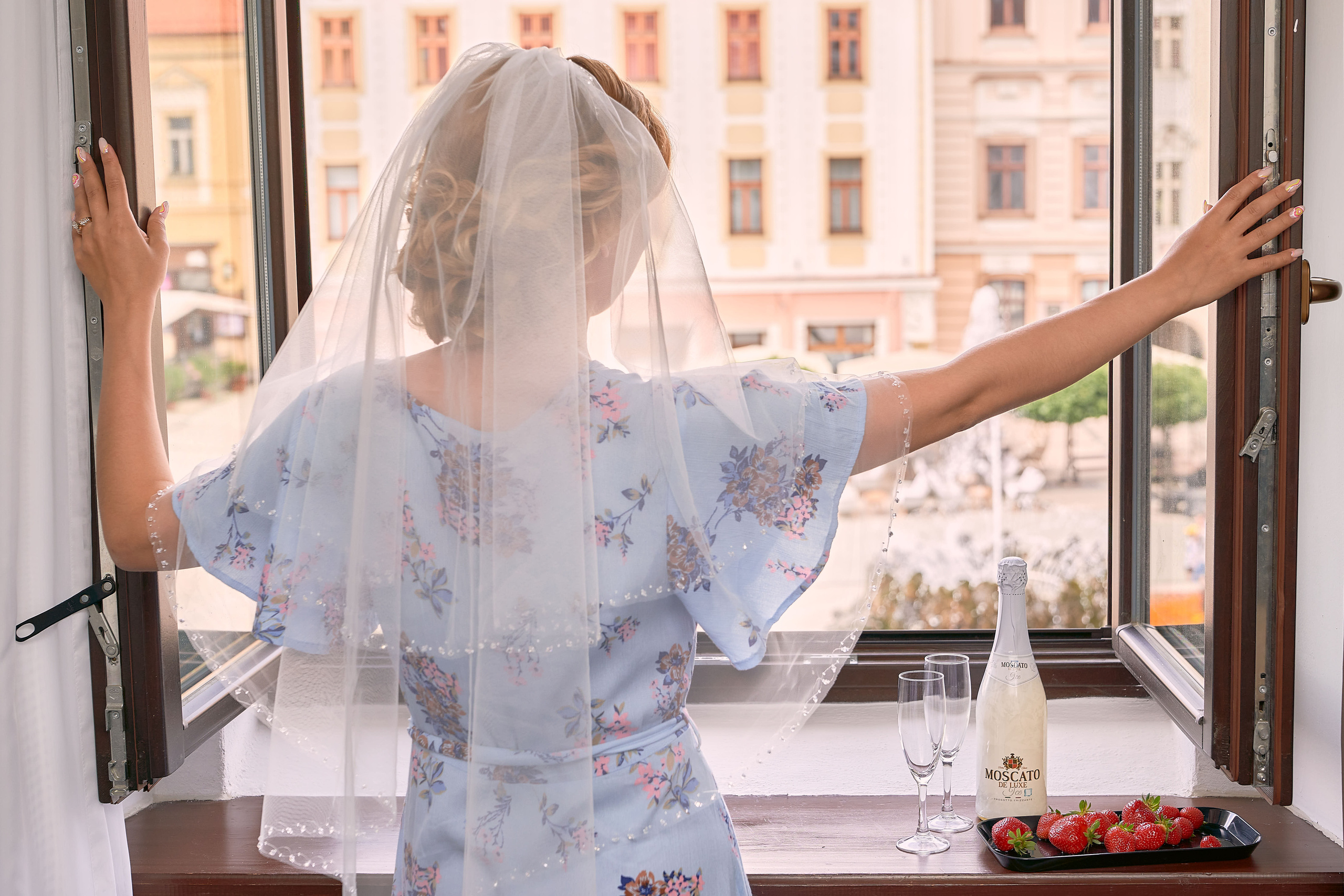 Svadobny fotograf svadobny fotograf cena kameraman na svadbu cena. Fotograf kameraman na svadbu Bratislava Banská Bystrica Сelé Slovensko svadobný kameraman