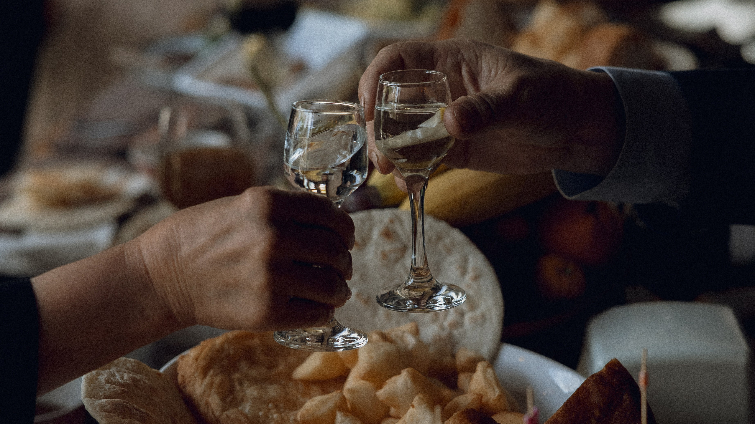 Репортаж Супара. Азимжан Нуритдинходжаев — свадебный фотограф