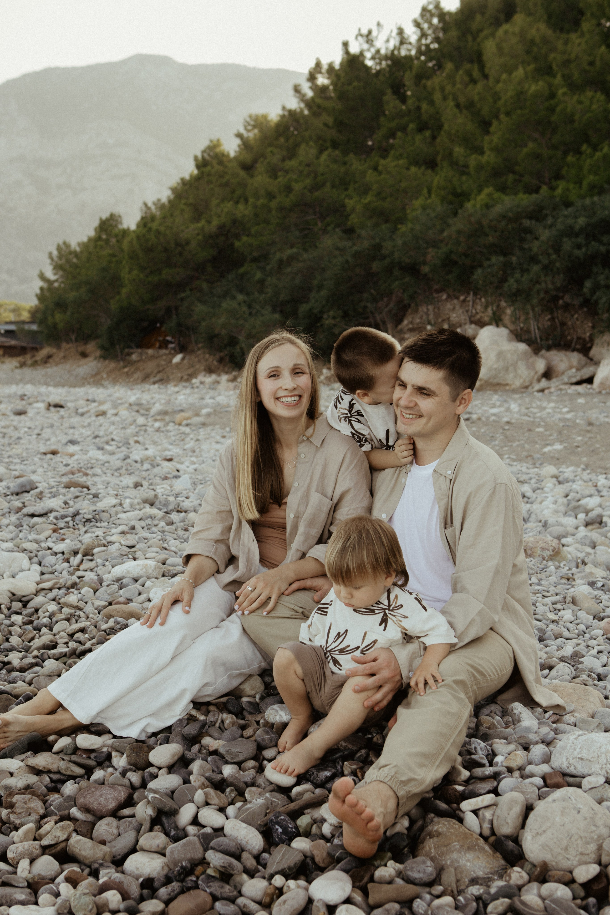 Gulnara, Rail, Ryan and Robert. Photographer Lisbon|Portugal Nadiya Kharytonenko