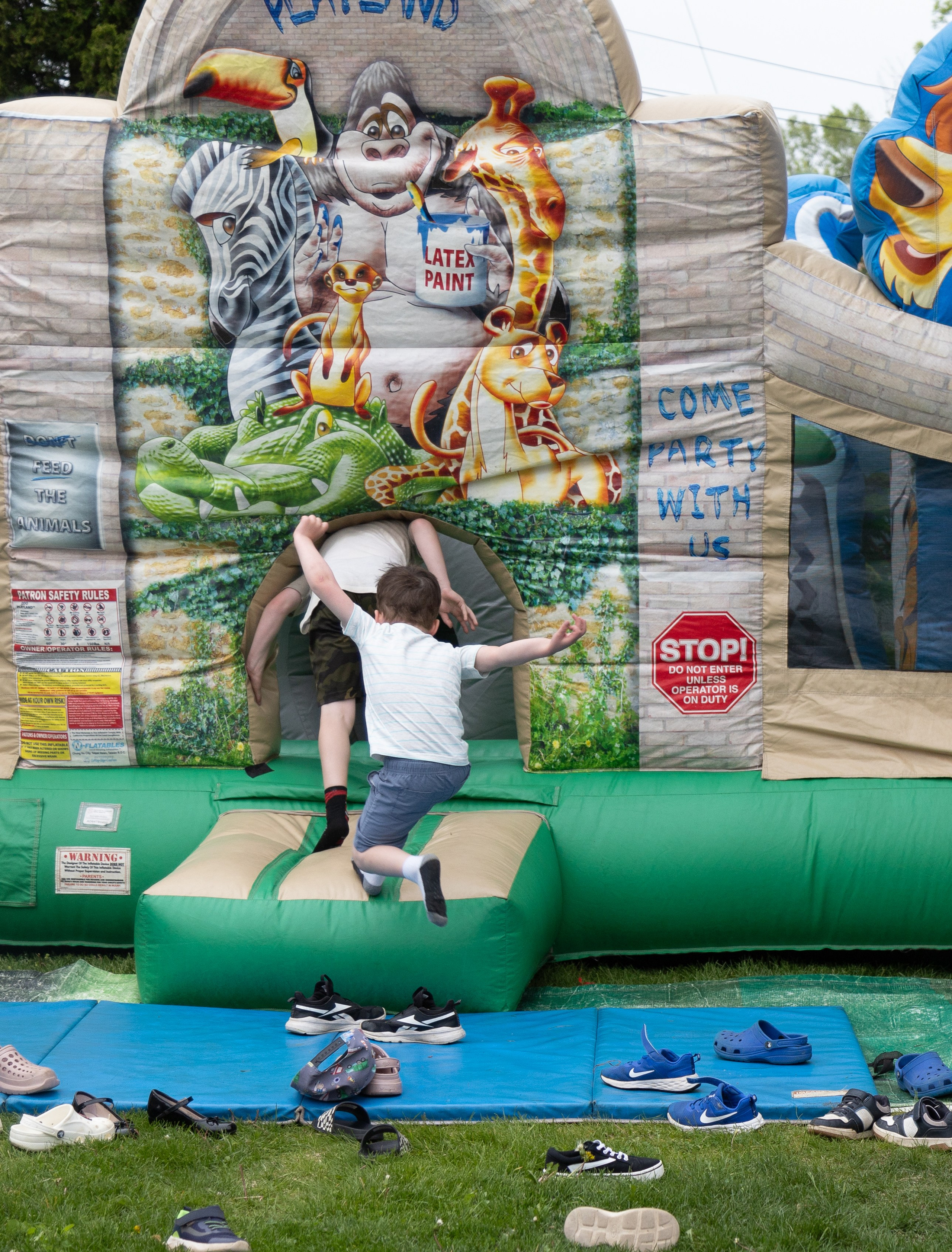 Olivia’s Birthday June 2025. Toronto Portrait Photographer Lena Lac