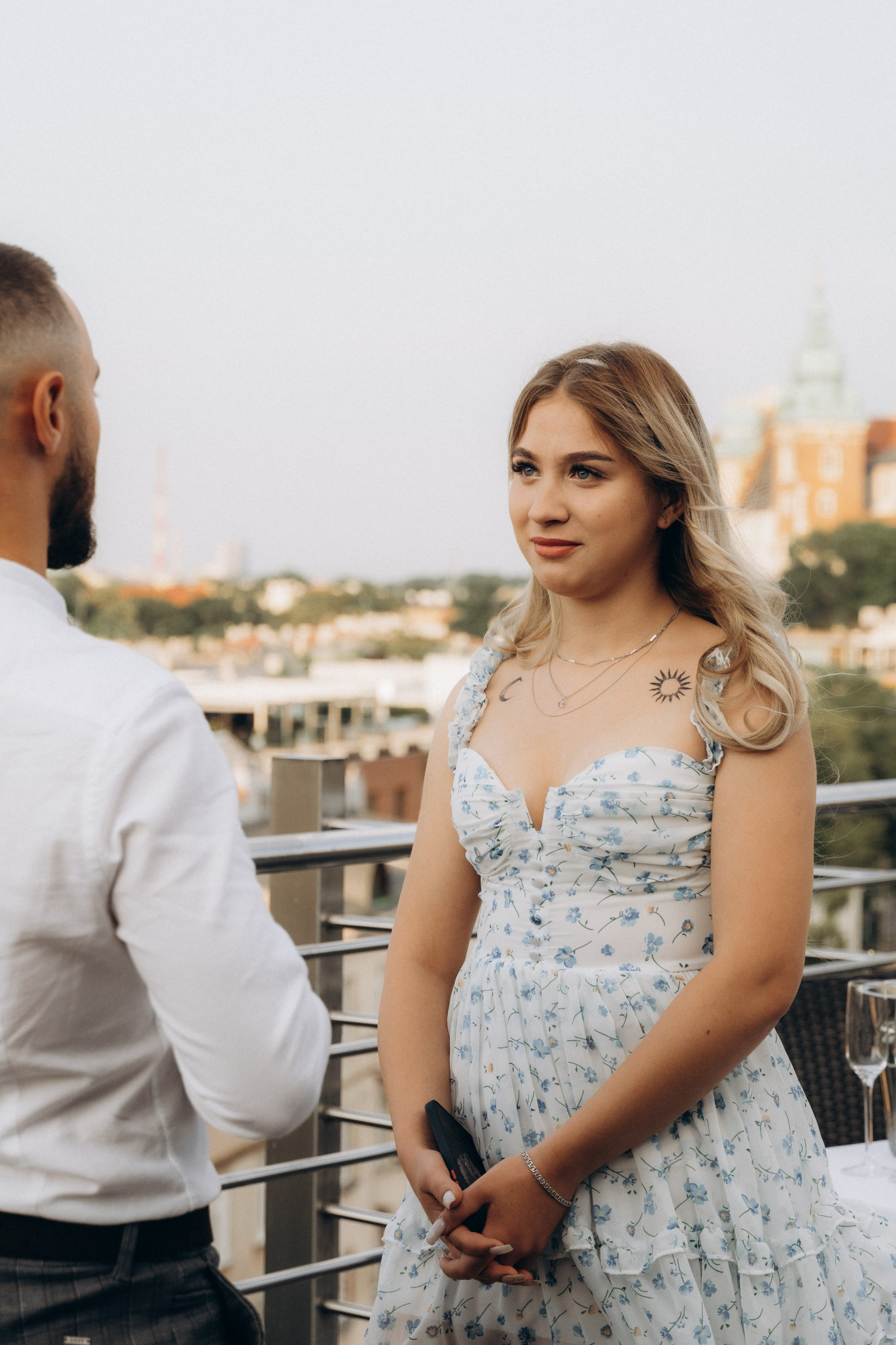 Golden Hour. Fotograf Katowice – sesje indywidualne, rodzinne, ślubne