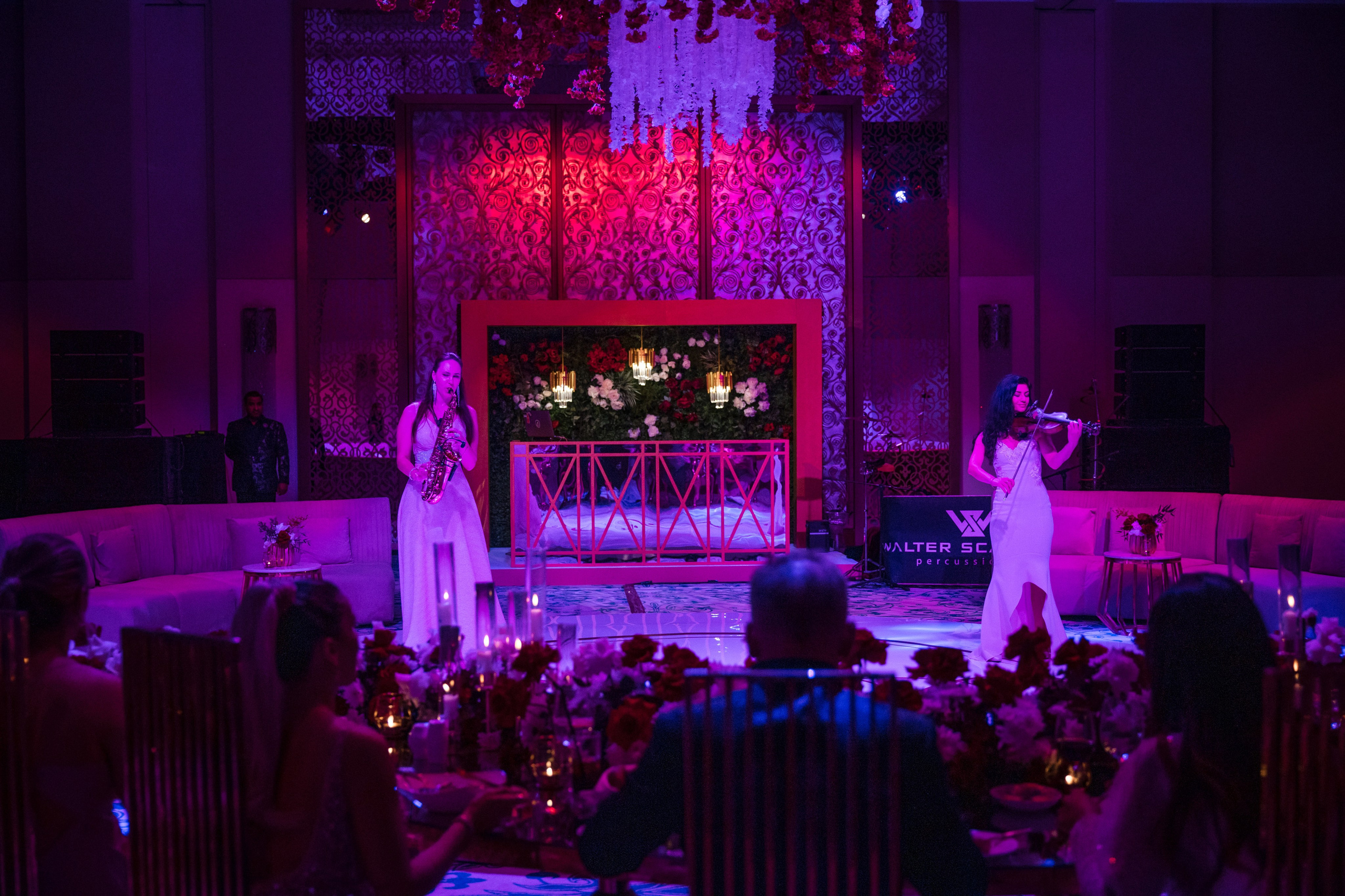 أحبك تحت الأفق” — Destination Wedding Dubai. Rui Mota Pinto Wedding Designer & Planner