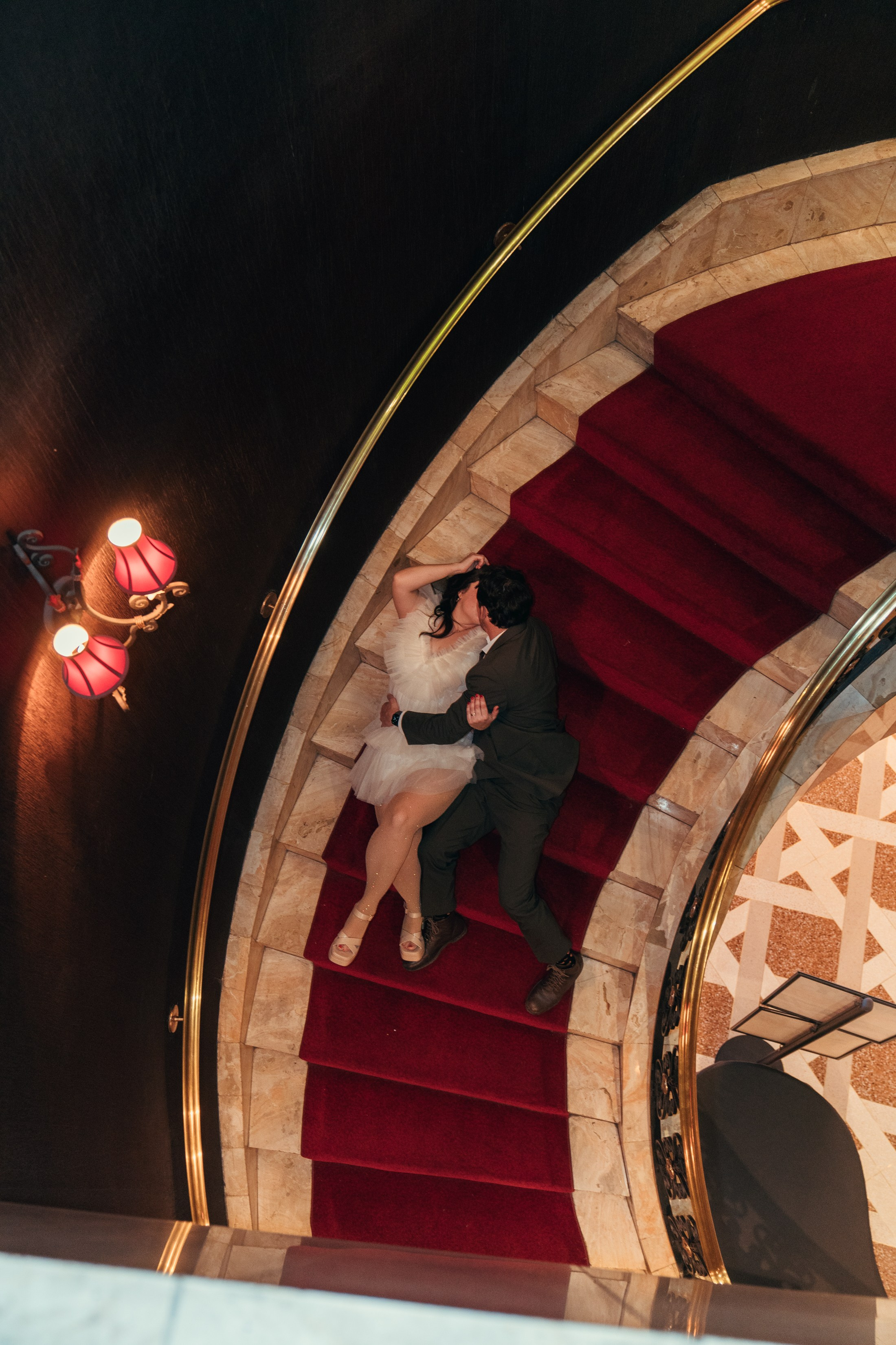 Grace&Jesse. Wedding & elopement photographer Viktoriya Kravtsov. Las Vegas