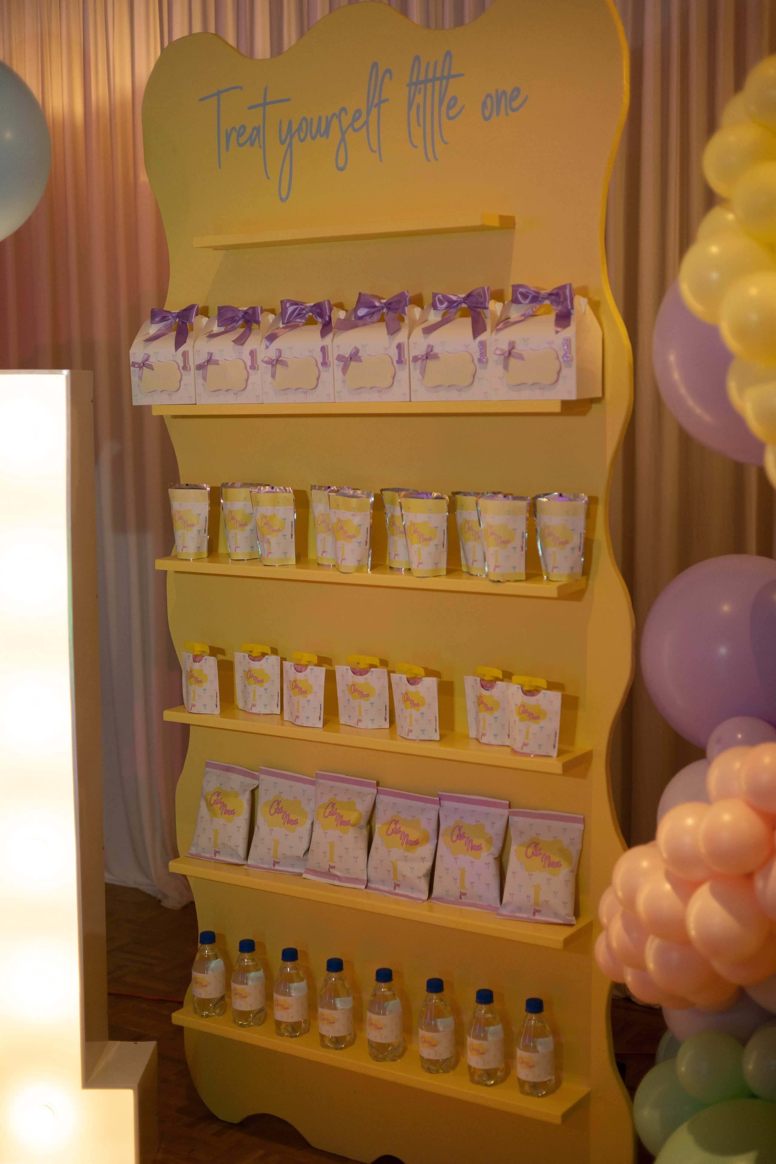 1 st Birthday. Portrait and Family Photographer in Netherlands