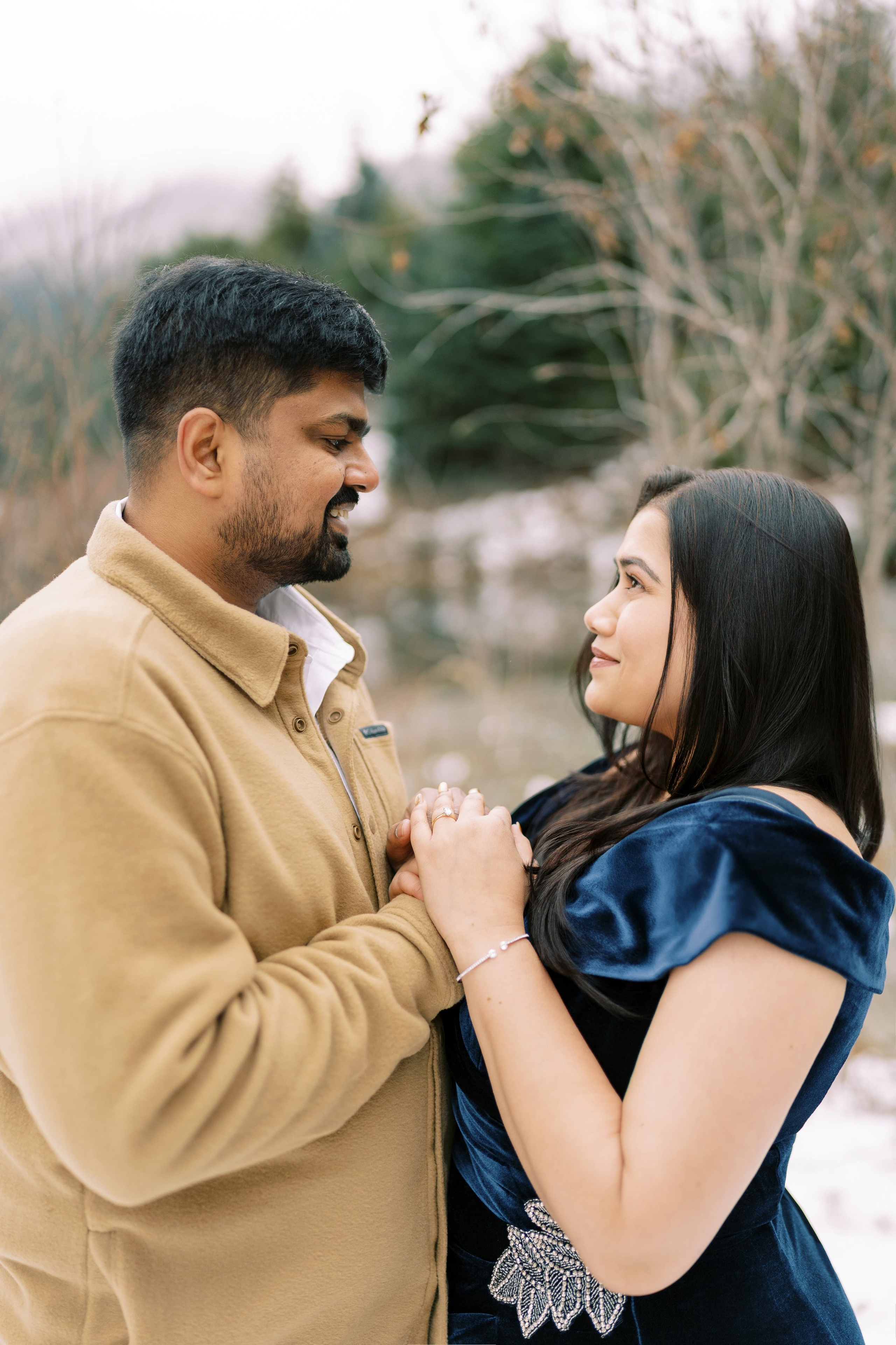 Engagement photoshoot. Date & TJ. Gold Creek Pond. December 2024. EVAN ARISTOV WEDDING PHOTOGRAPHY — Seattle Wedding Photographer