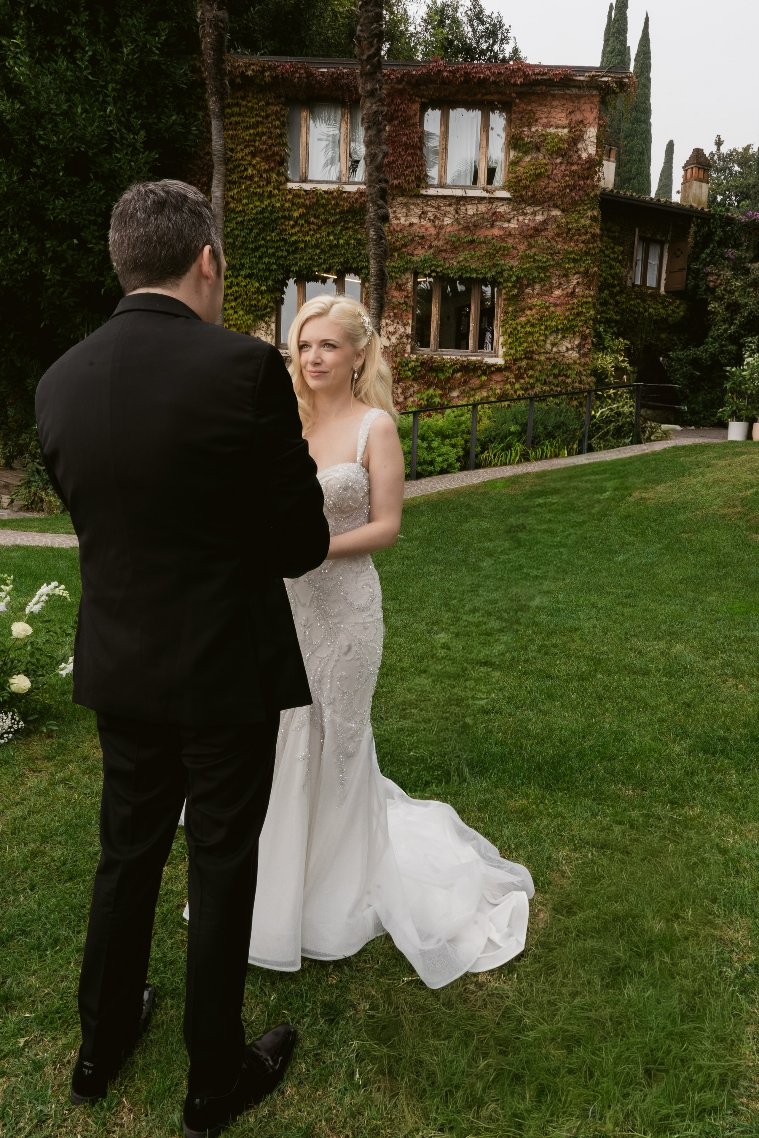 LINDSEY AND ROBERT _LAKE GARDA. PHOTOGRAPHER IN ITALY