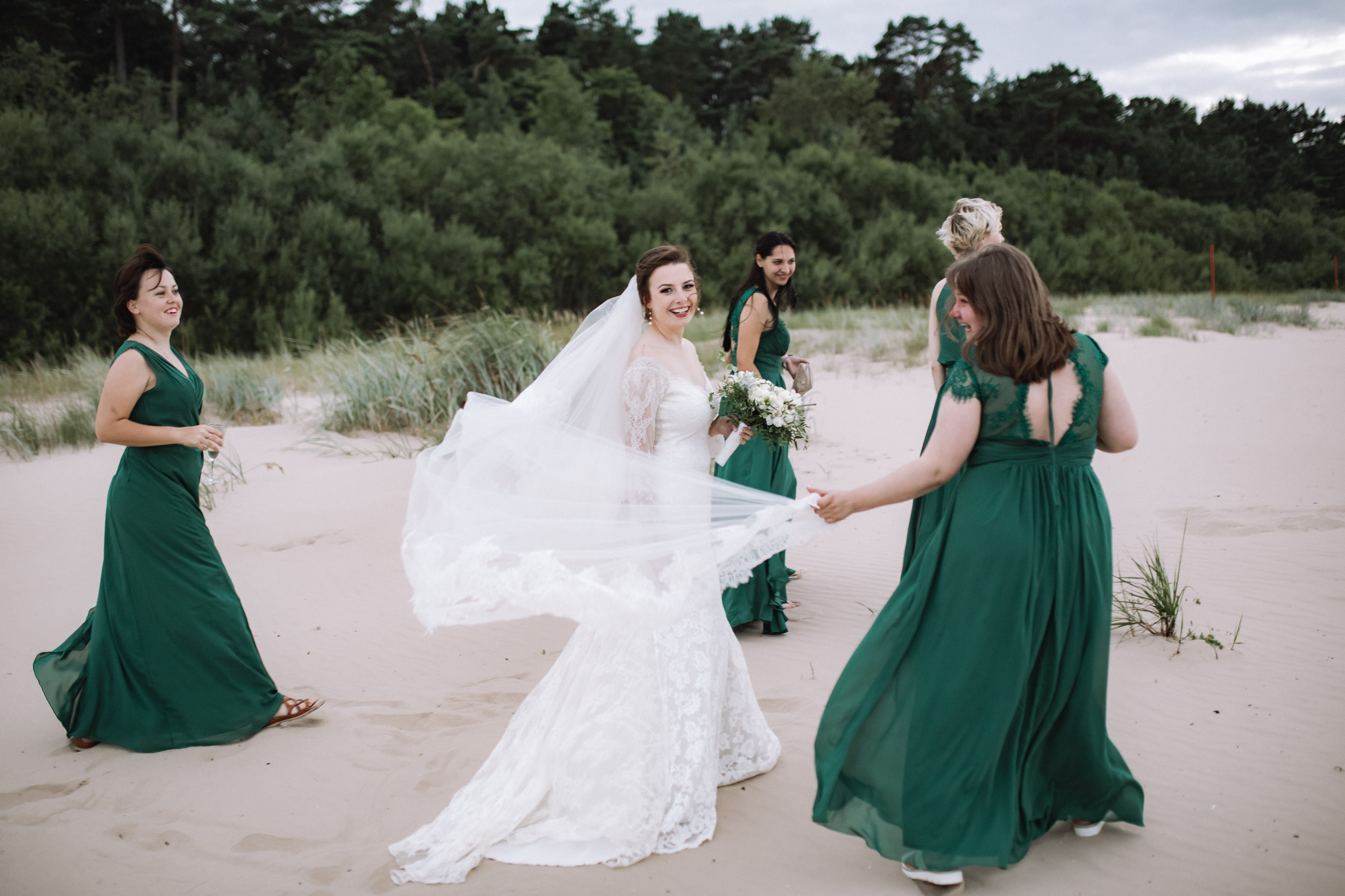 Wedding in Jurmala. Wedding and portrait photographer in Poland Vitali Frozen