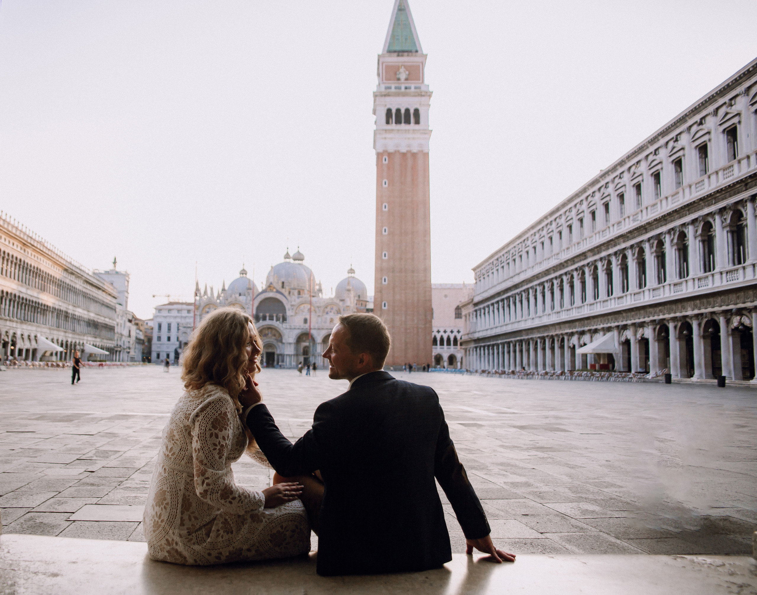 A&L elopement. Wedding and portrait photographer in Poland Vitali Frozen