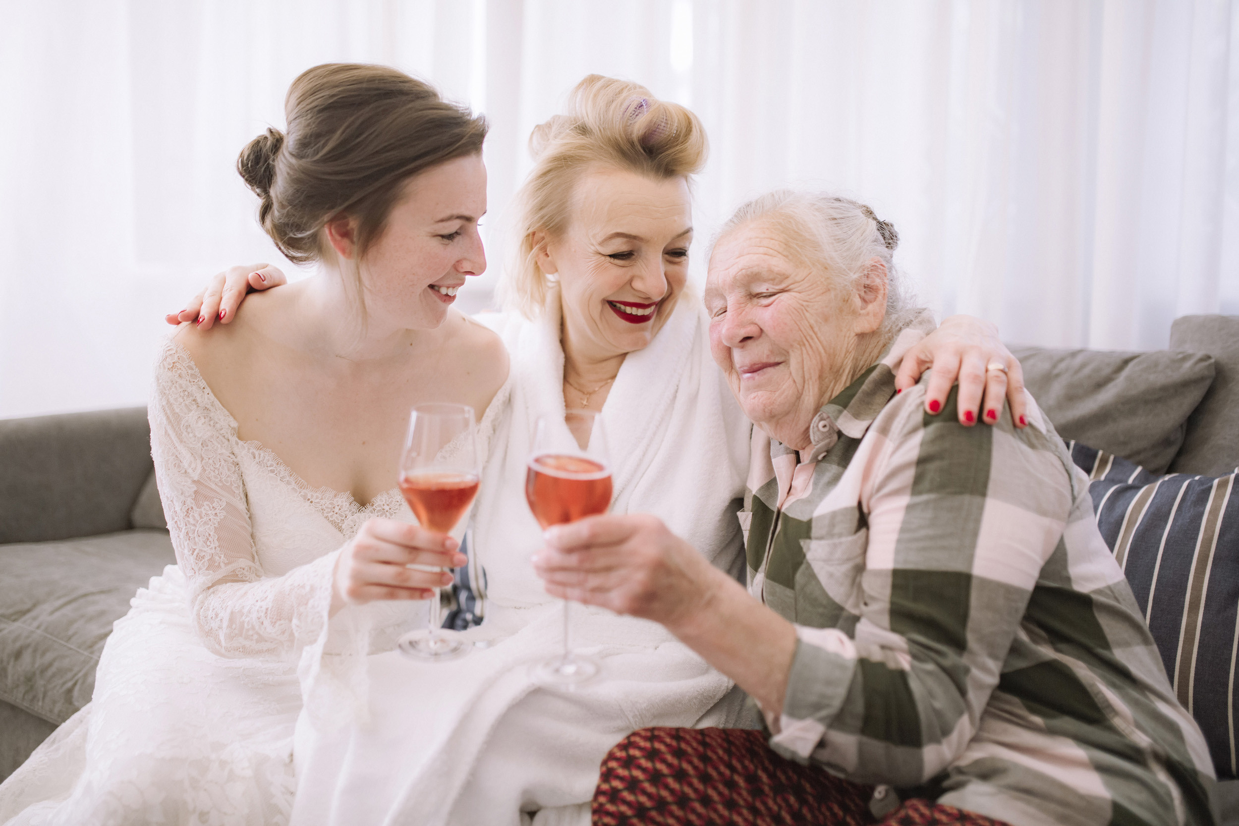 Wedding in Jurmala. Wedding and portrait photographer in Poland Vitali Frozen