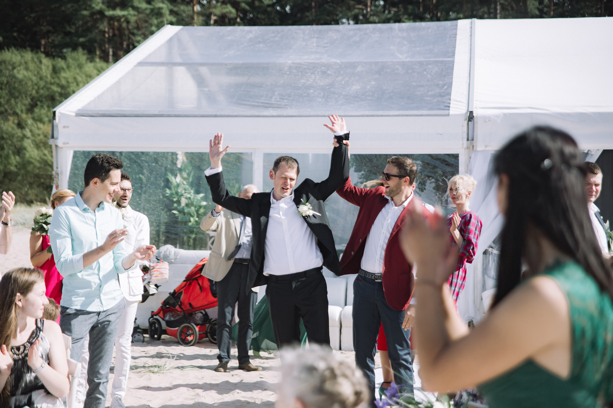 Wedding in Jurmala. Wedding and portrait photographer in Poland Vitali Frozen