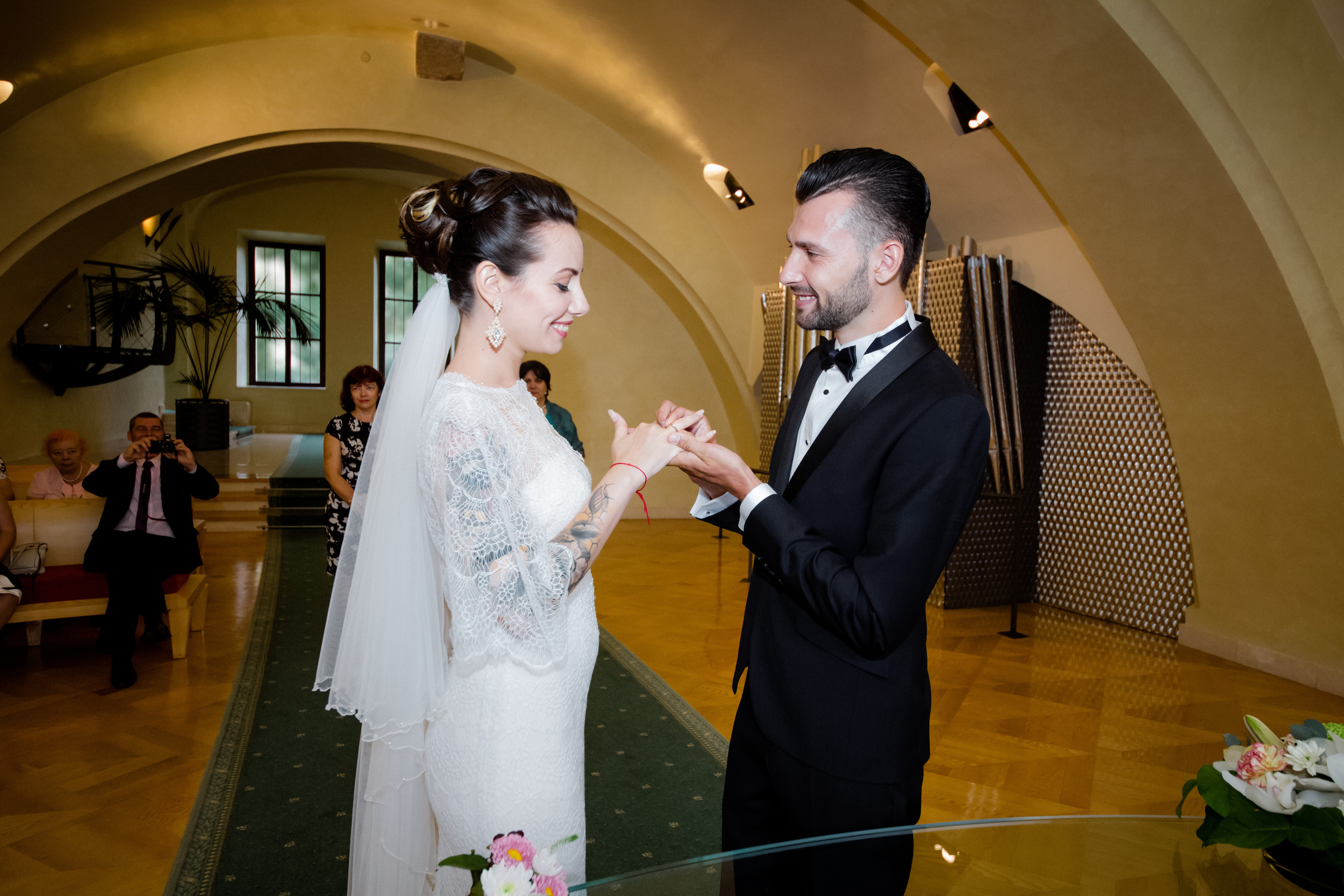 P&V wedding. Wedding and portrait photographer in Poland Vitali Frozen