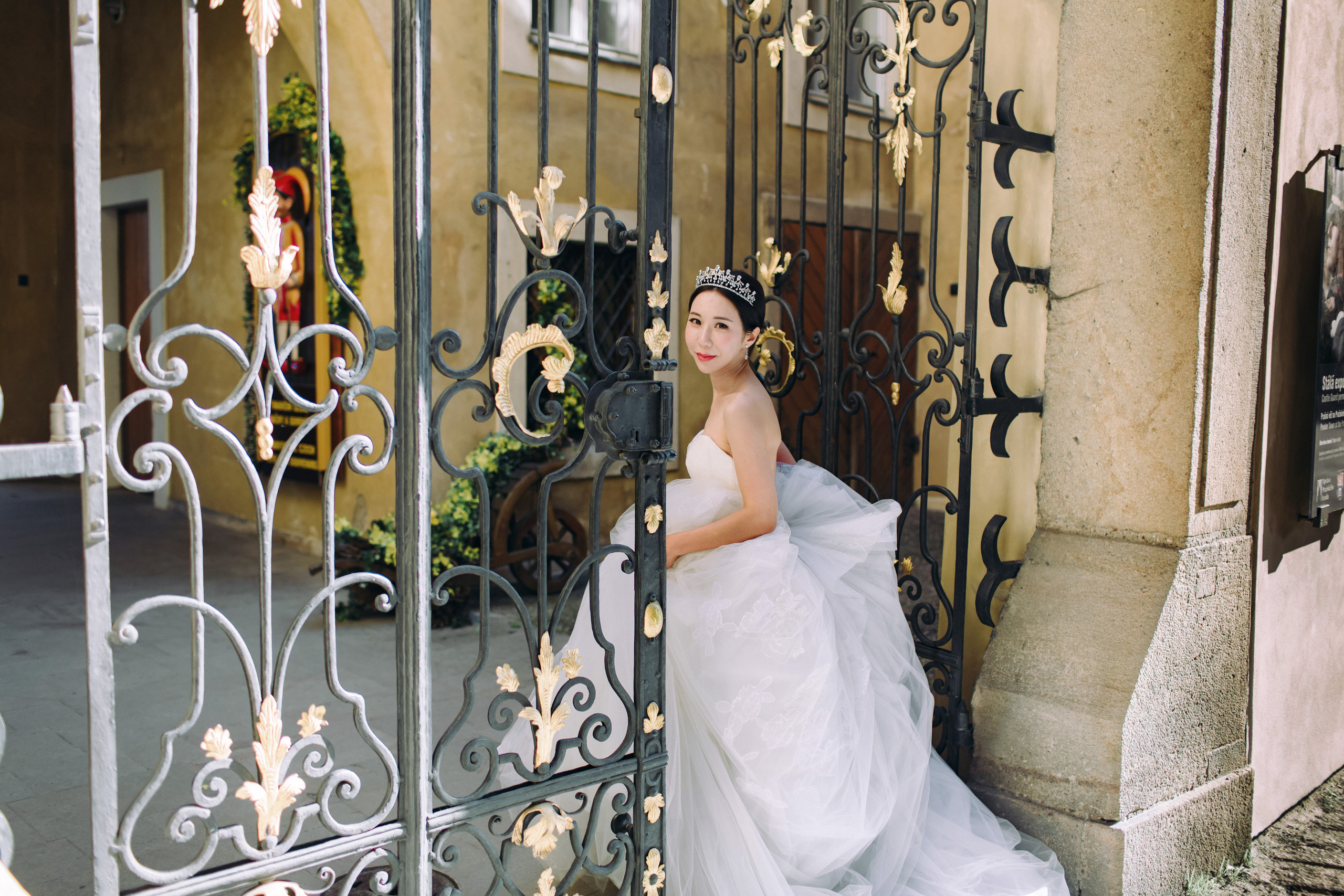 D&K pre-wedding. Wedding and portrait photographer in Poland Vitali Frozen