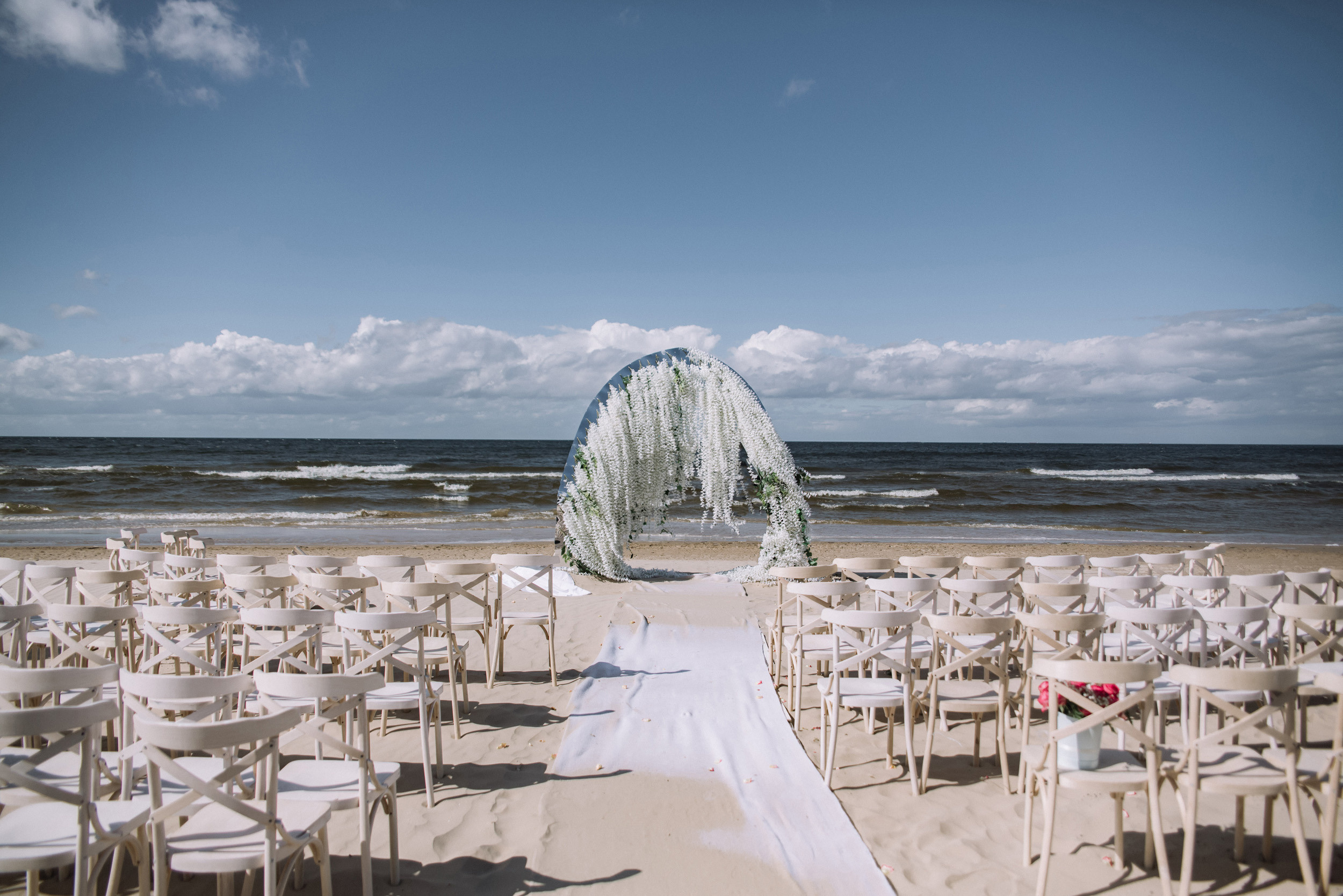 Wedding in Jurmala. Wedding and portrait photographer in Poland Vitali Frozen