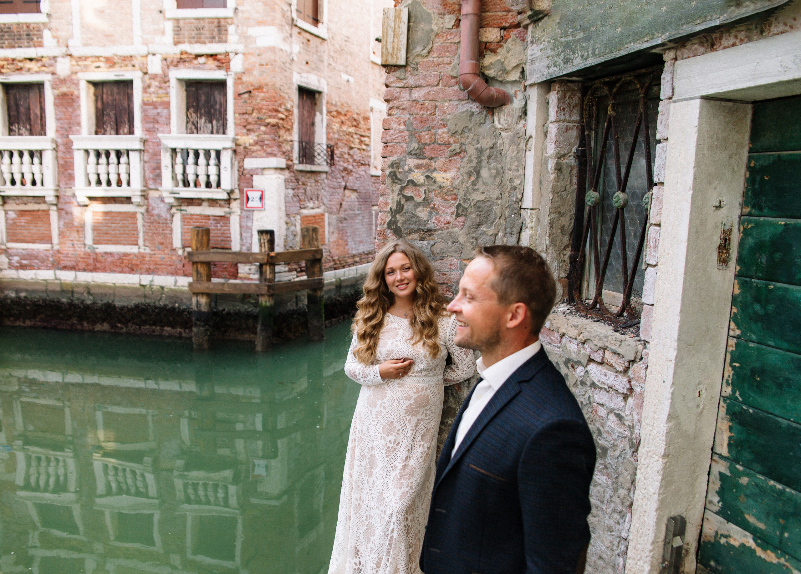 A&L elopement. Wedding and portrait photographer in Poland Vitali Frozen