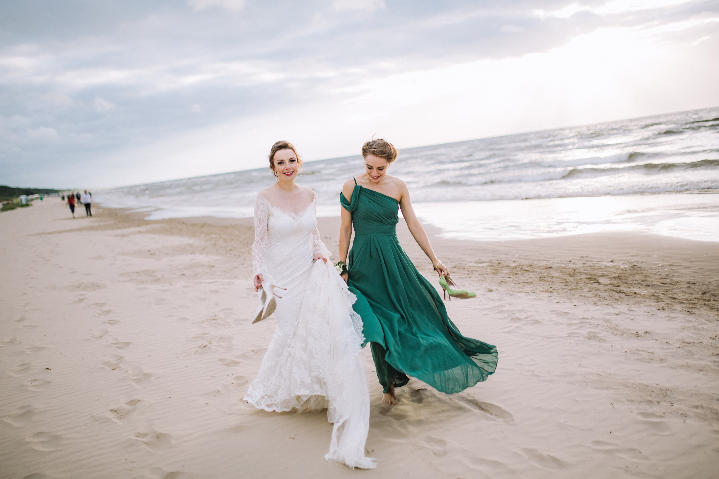 Wedding in Jurmala. Wedding and portrait photographer in Poland Vitali Frozen