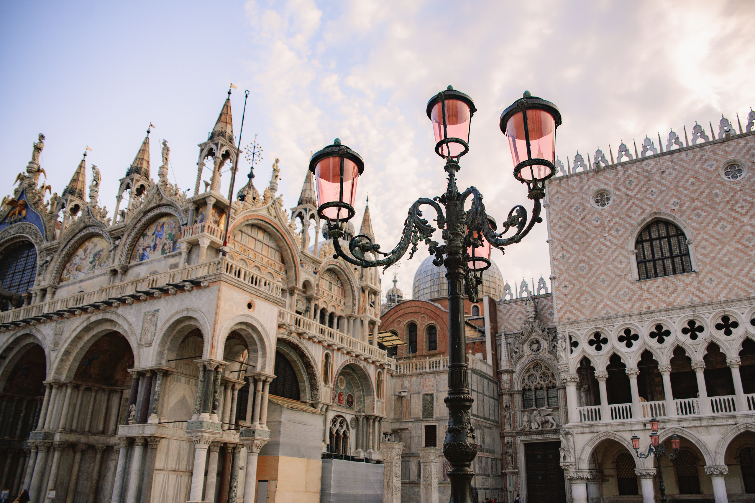 A&L elopement. Wedding and portrait photographer in Poland Vitali Frozen