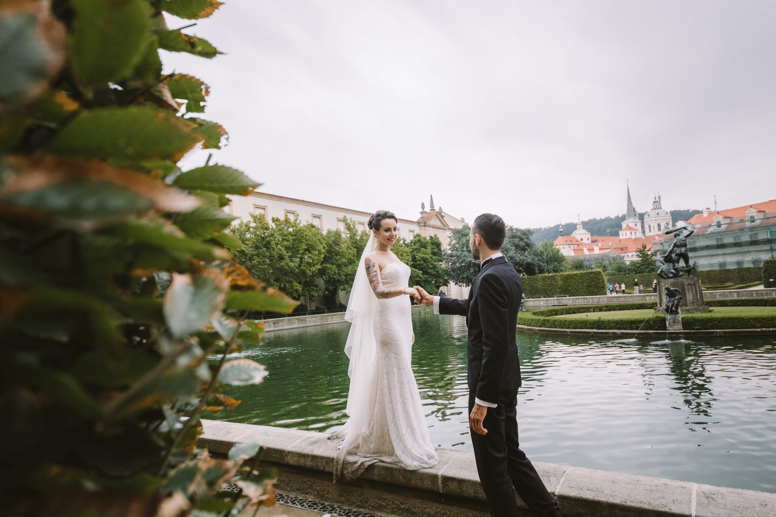 P&V wedding. Wedding and portrait photographer in Poland Vitali Frozen