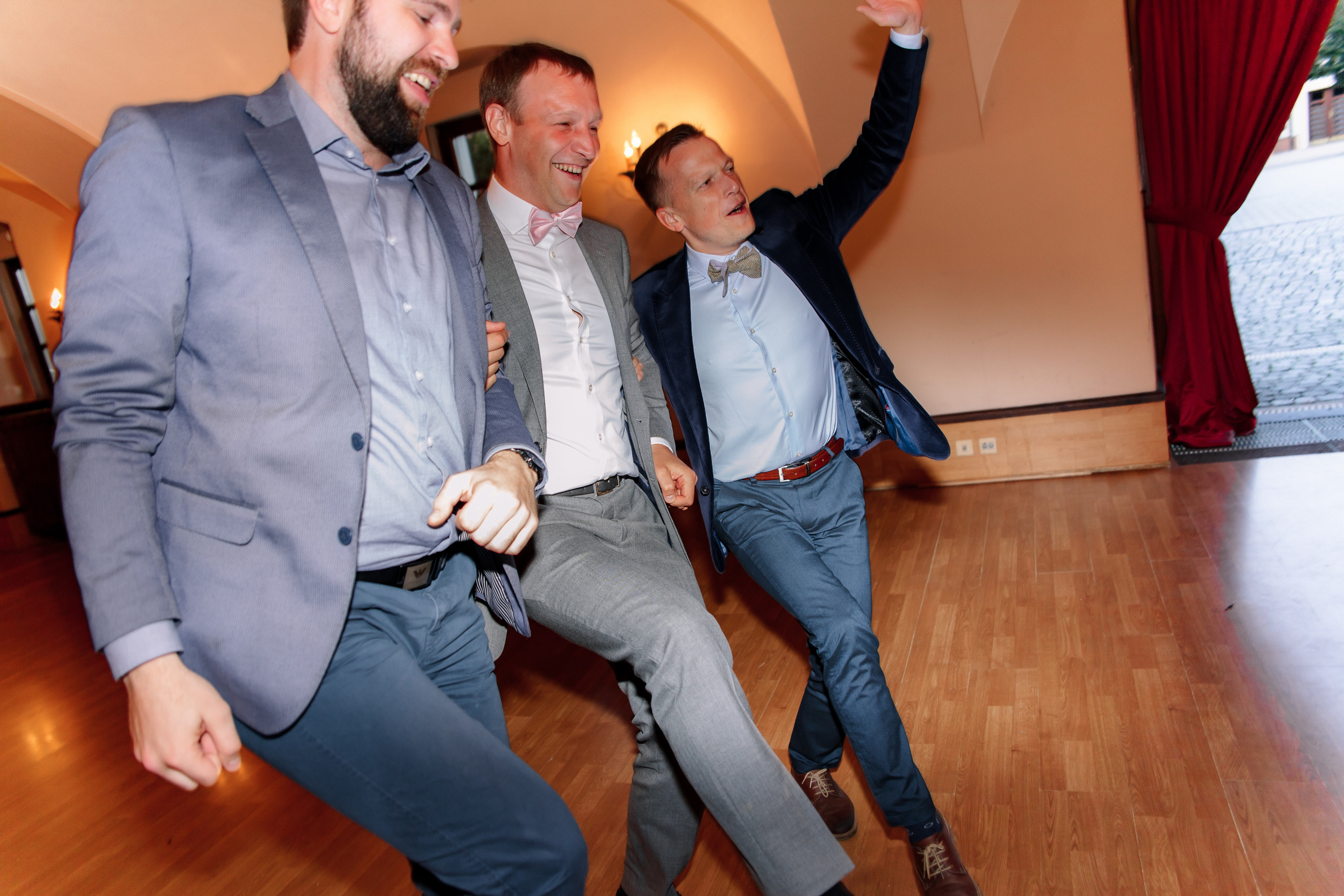 T&O wedding. Wedding and portrait photographer in Poland Vitali Frozen