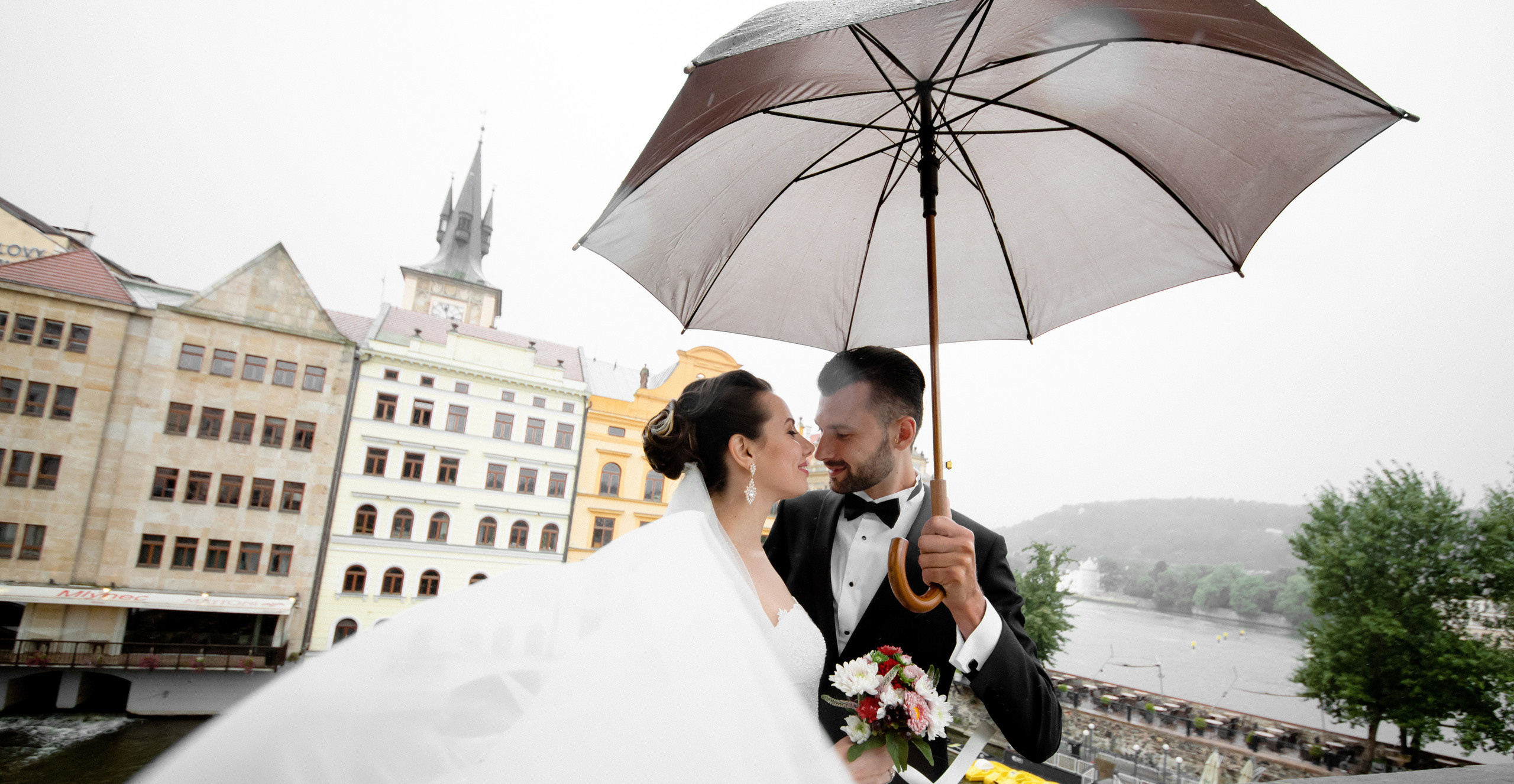 P&V wedding. Wedding and portrait photographer in Poland Vitali Frozen