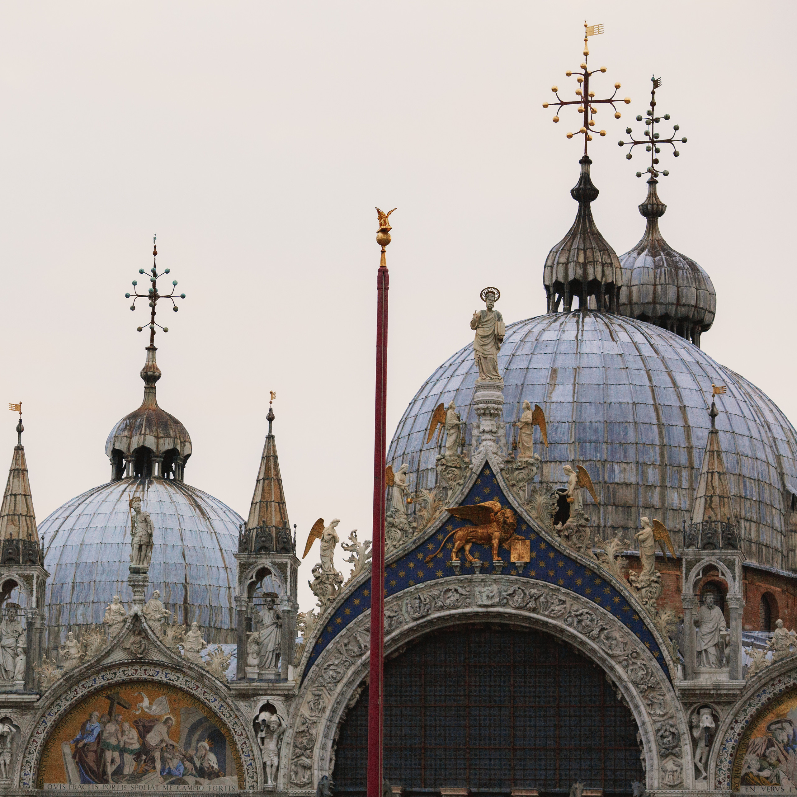 A&L elopement. Wedding and portrait photographer in Poland Vitali Frozen