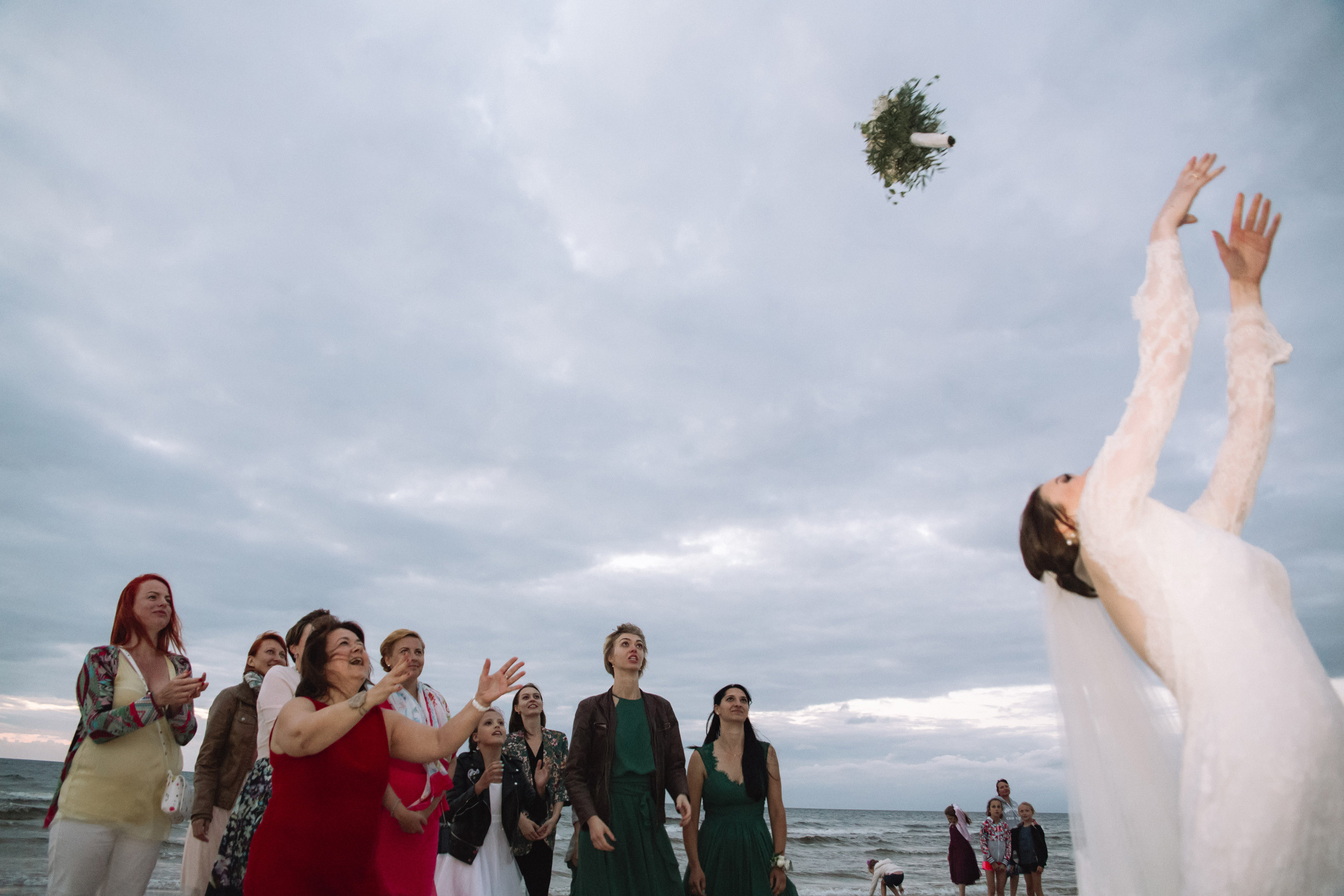 Wedding in Jurmala. Wedding and portrait photographer in Poland Vitali Frozen