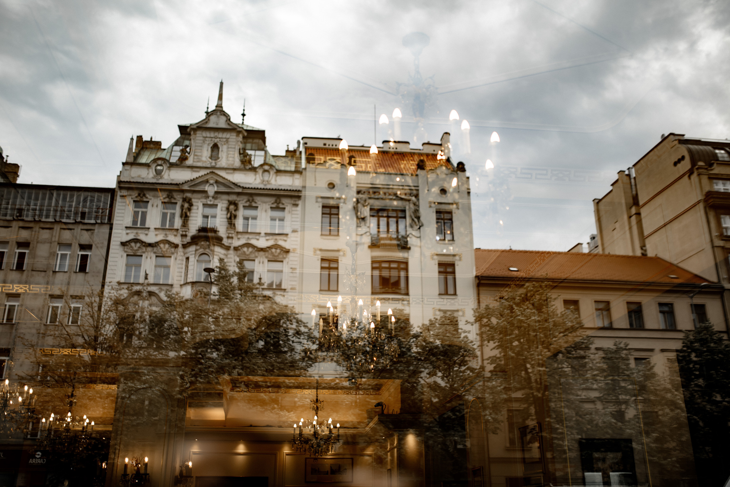 J&C wedding. Wedding and portrait photographer in Poland Vitali Frozen