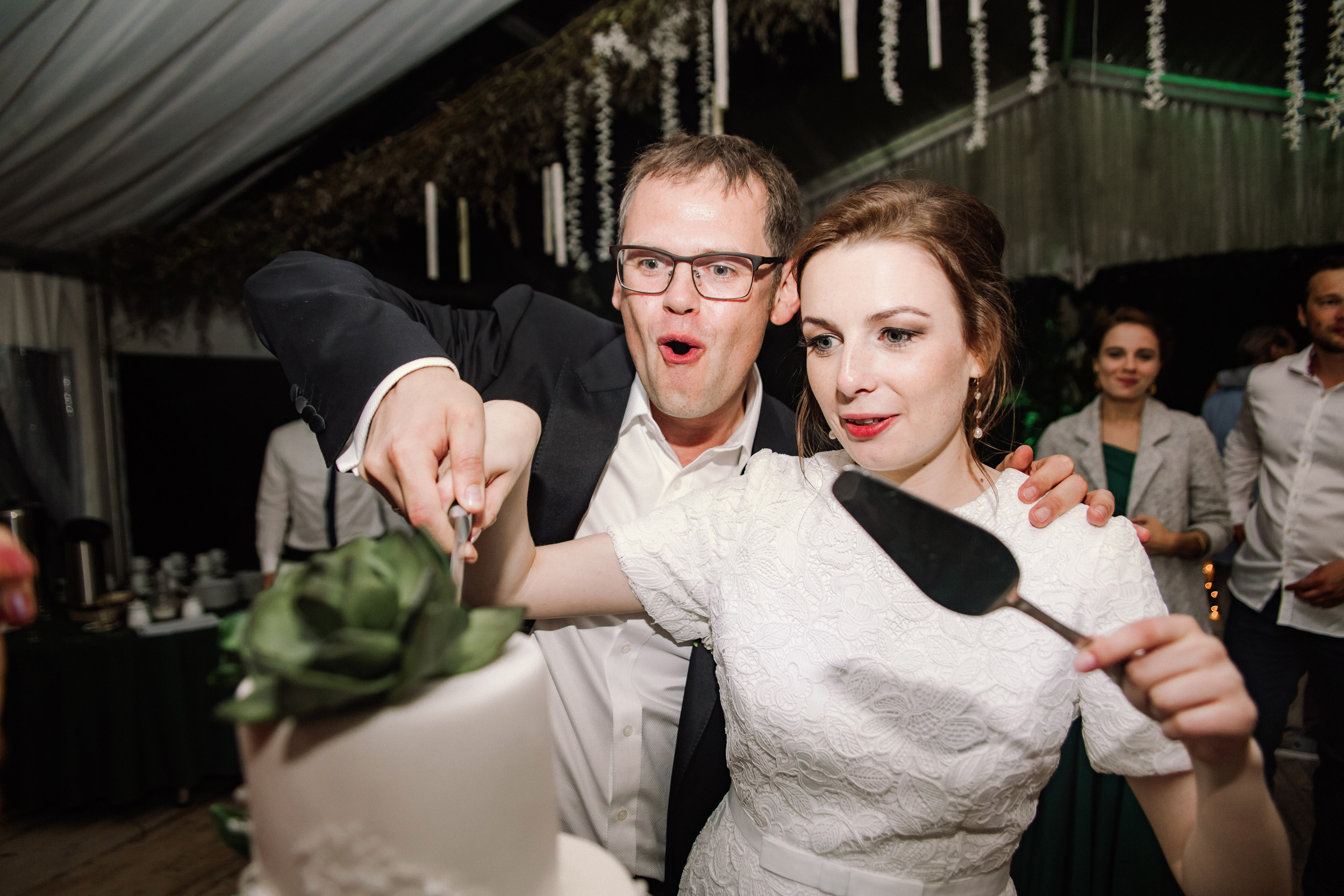 Wedding in Jurmala. Wedding and portrait photographer in Poland Vitali Frozen