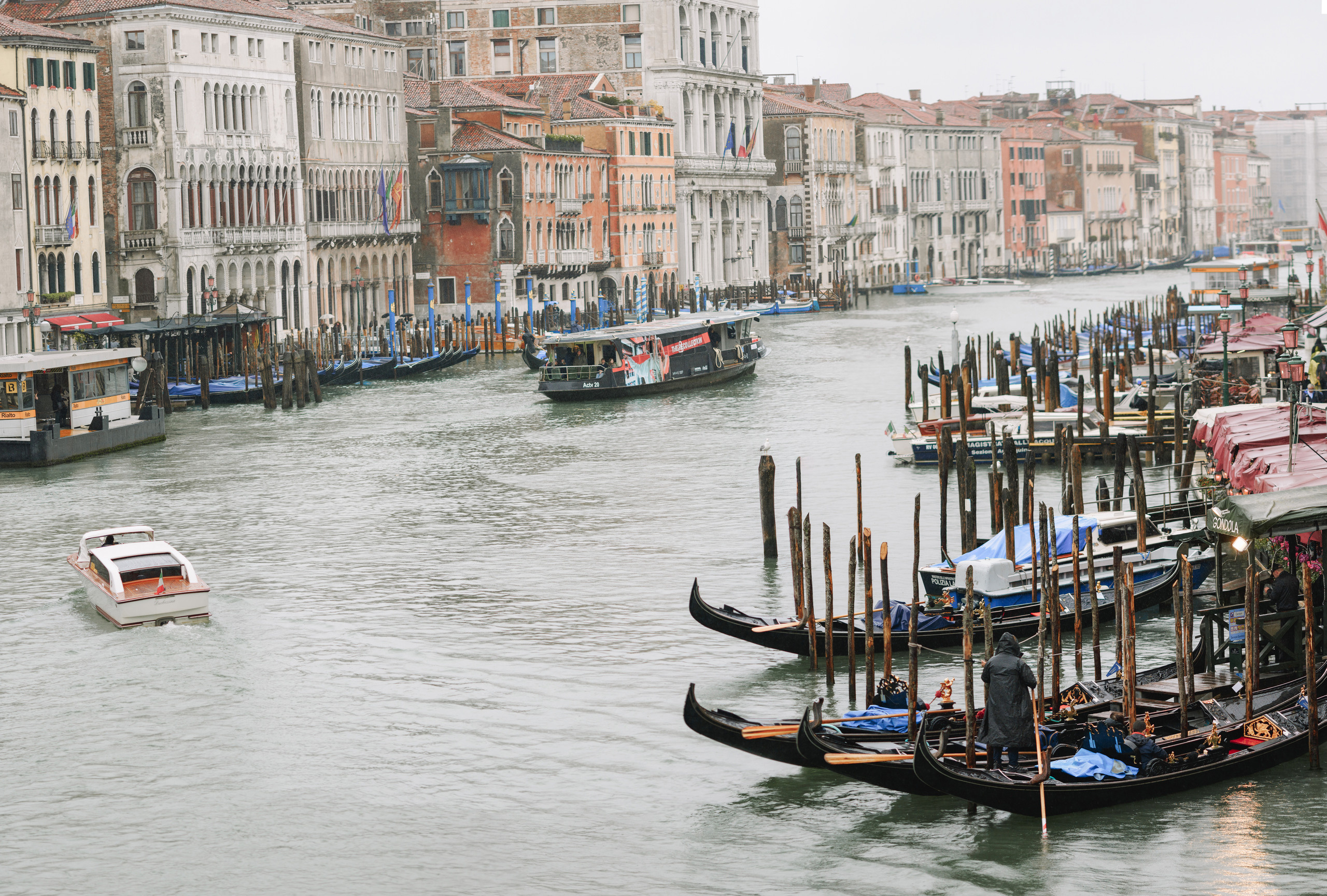 A&L elopement. Wedding and portrait photographer in Poland Vitali Frozen
