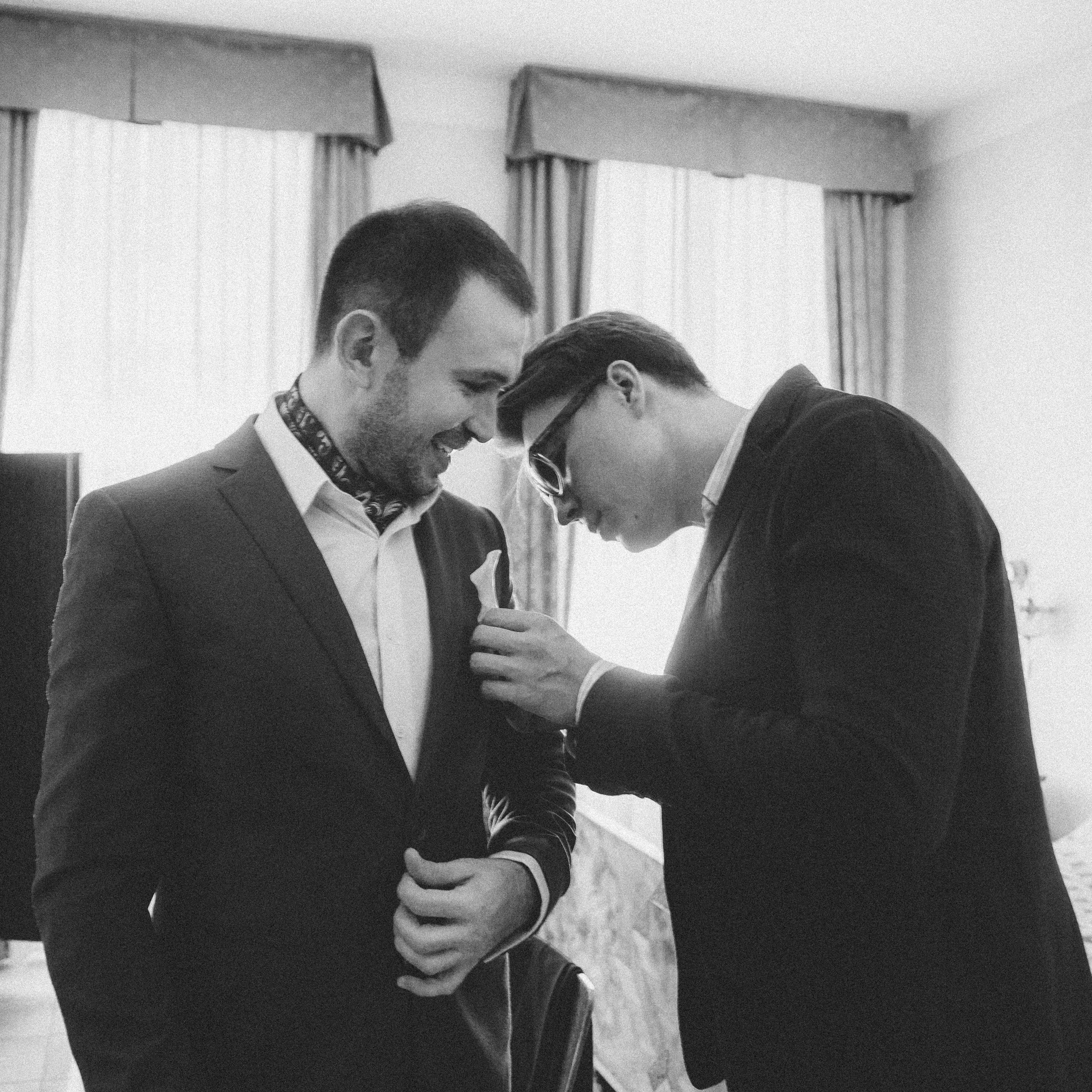 Romantic wedding in Prague. Wedding and portrait photographer in Poland Vitali Frozen