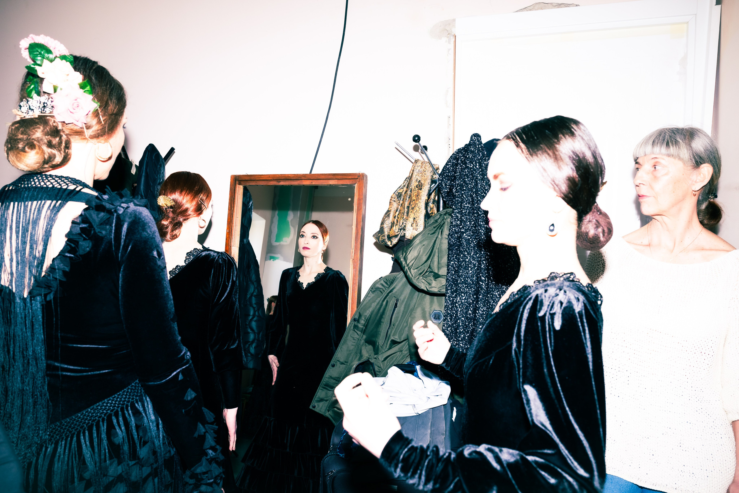 Bailaoras’ Backstage. Ekaterina Tsurkina-Appina Photography Canada
