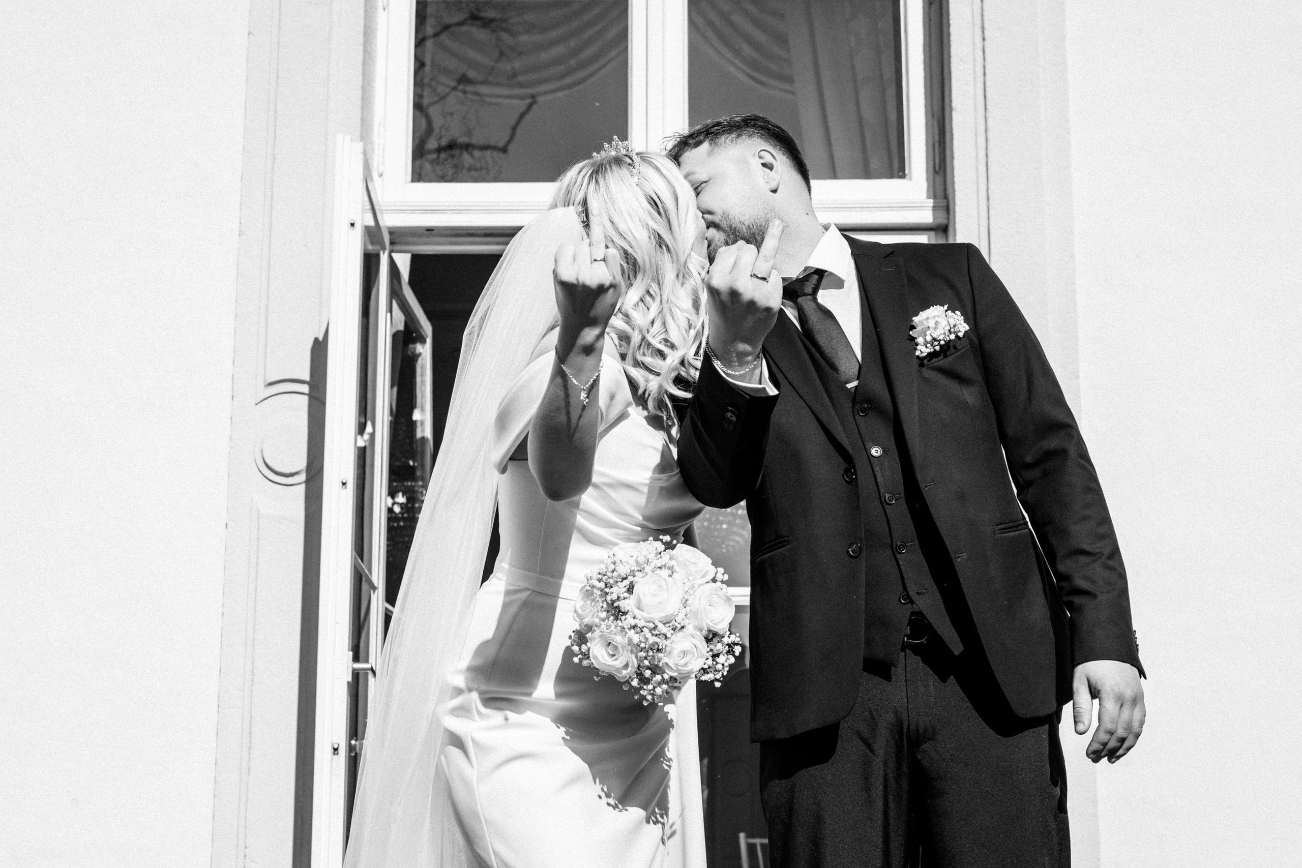 Standesamtliche Trauung Ovelgönne – Natürliche Hochzeitsfotos & Emotionale Reportagen!. Hochzeitsfotografin in Gütersloh | Authentische Hochzeitsreportagen | TK Photographie