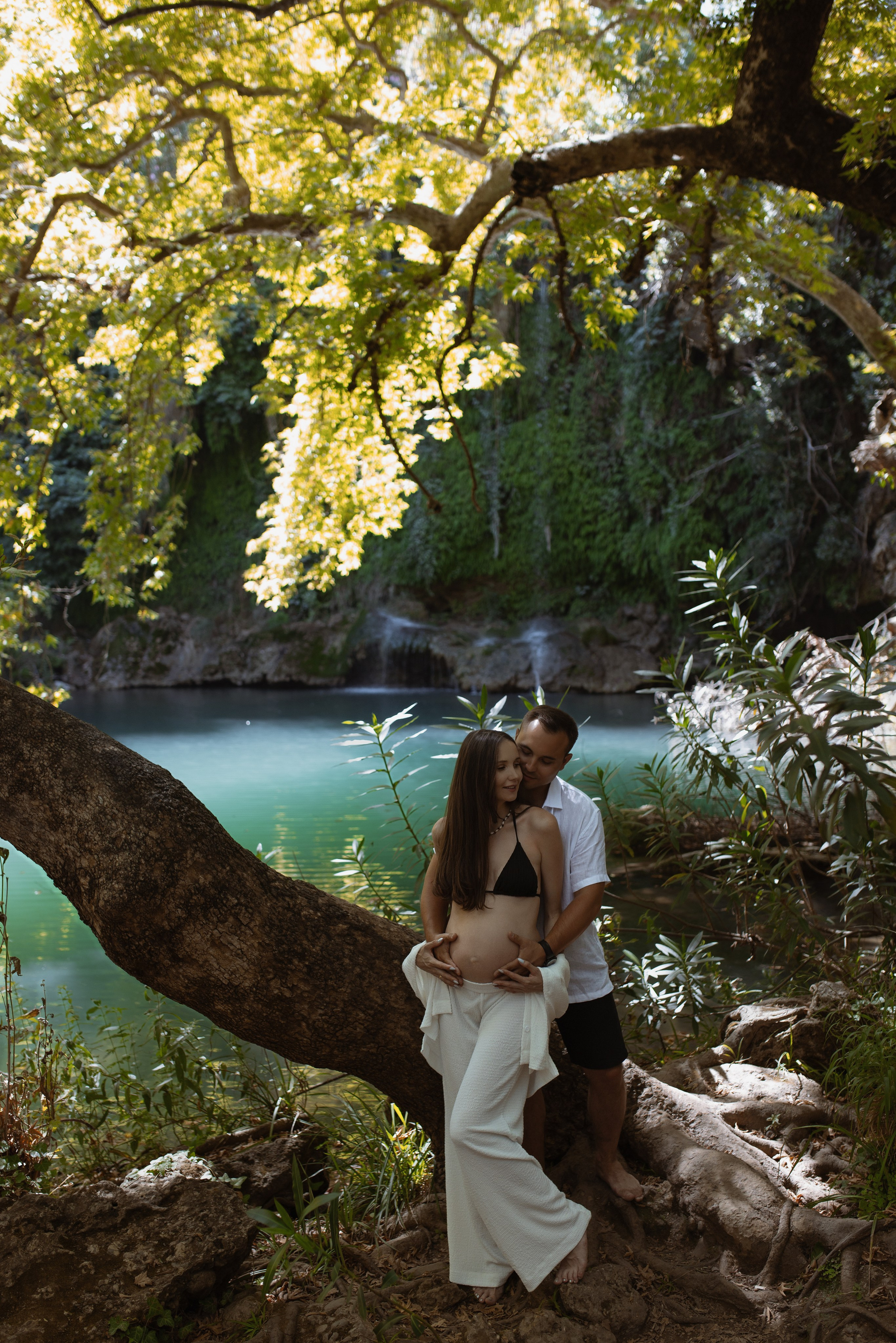 Фотосессия беременности в Анталии. пляжная фотосессия беременной. Беременная фотосессия с мужем в Турции. фото беременных. 