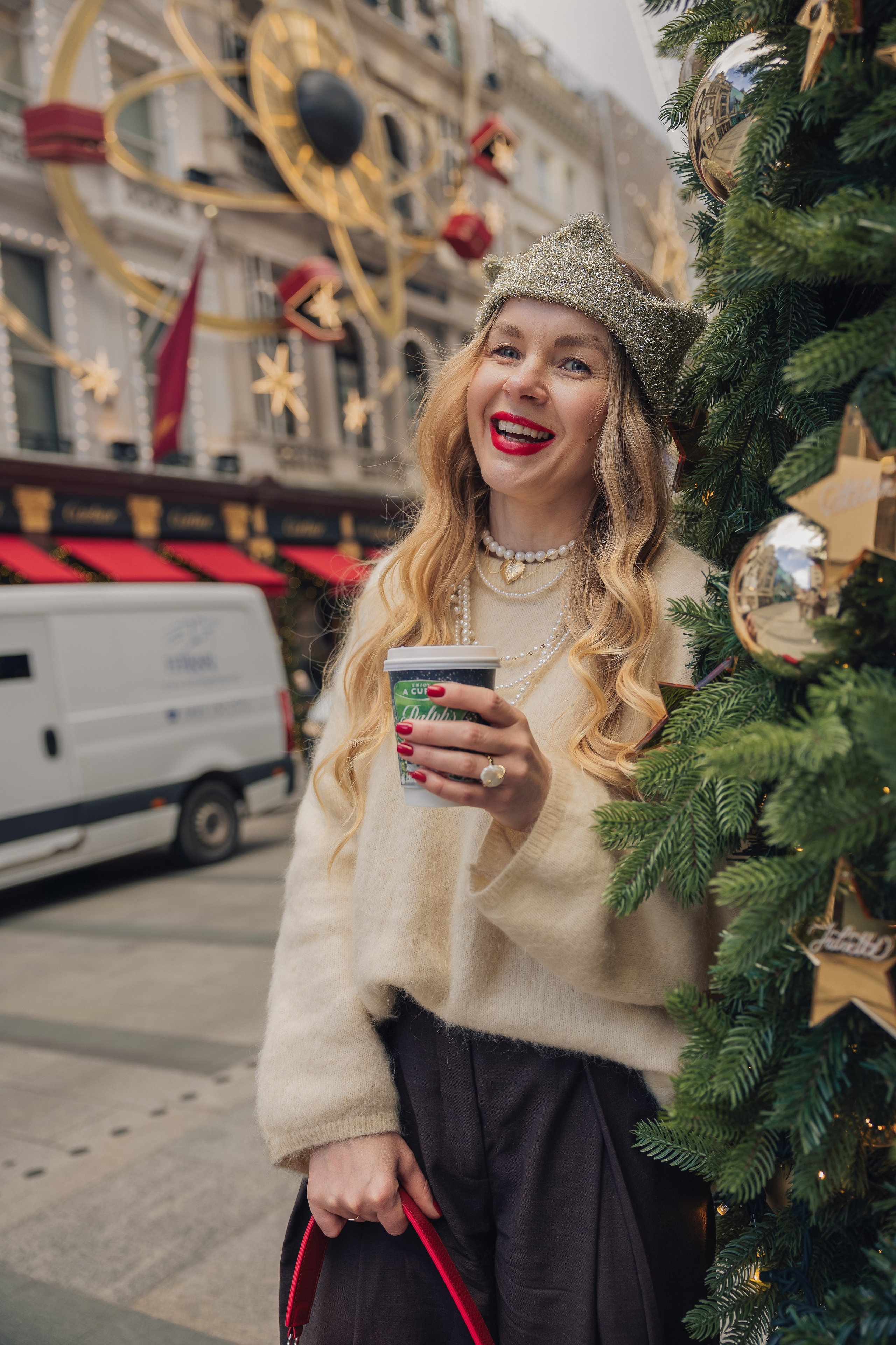 London at Christmas. PHOTOGRAPHER IN LONDON
