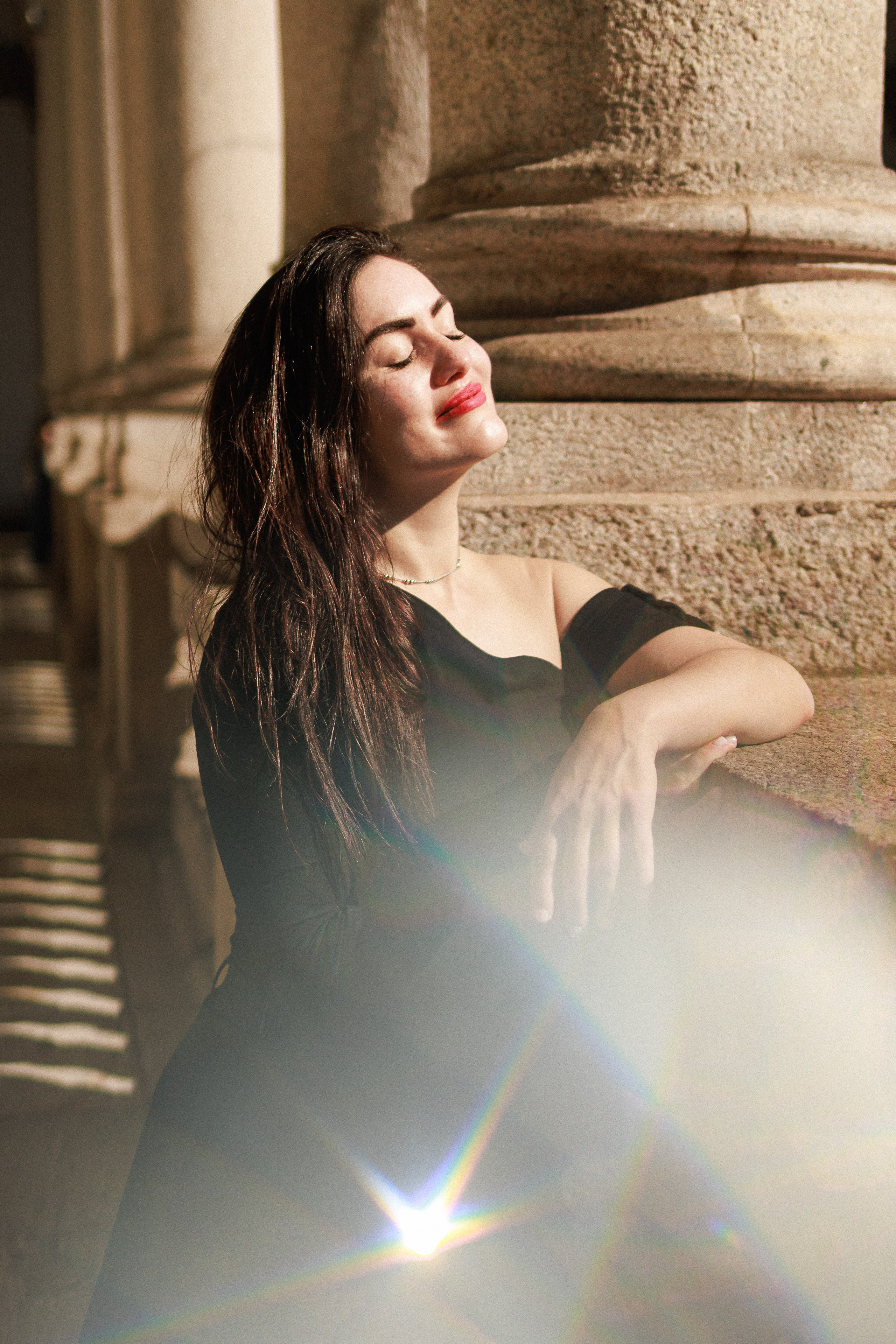 Olis.Visual Photographer in Milan | Vacation Photo Walks Personal Portraits Brand Content