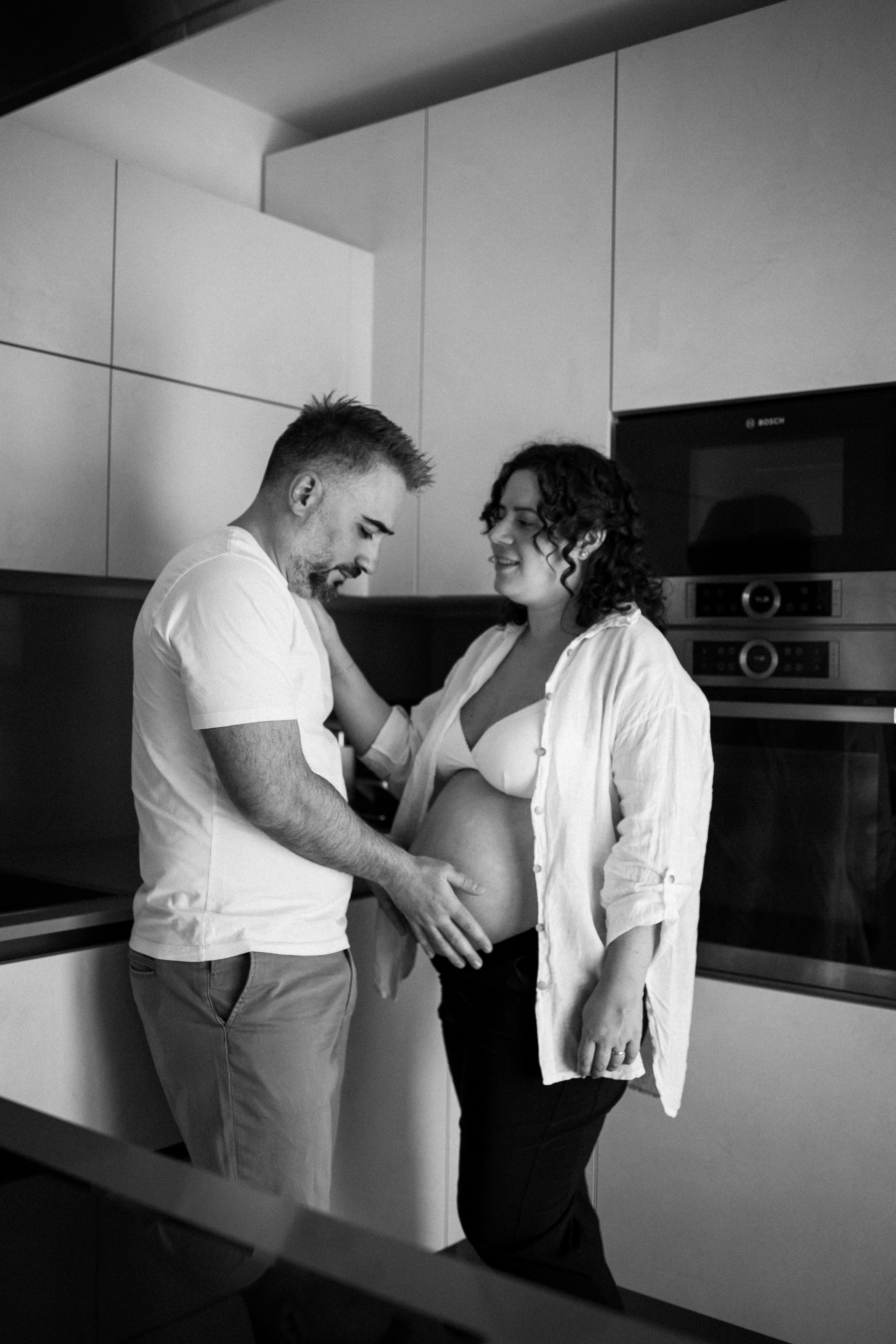 Maternity. Olis.Visual Photographer in Milan | Vacation Photo Walks Personal Portraits Brand Content