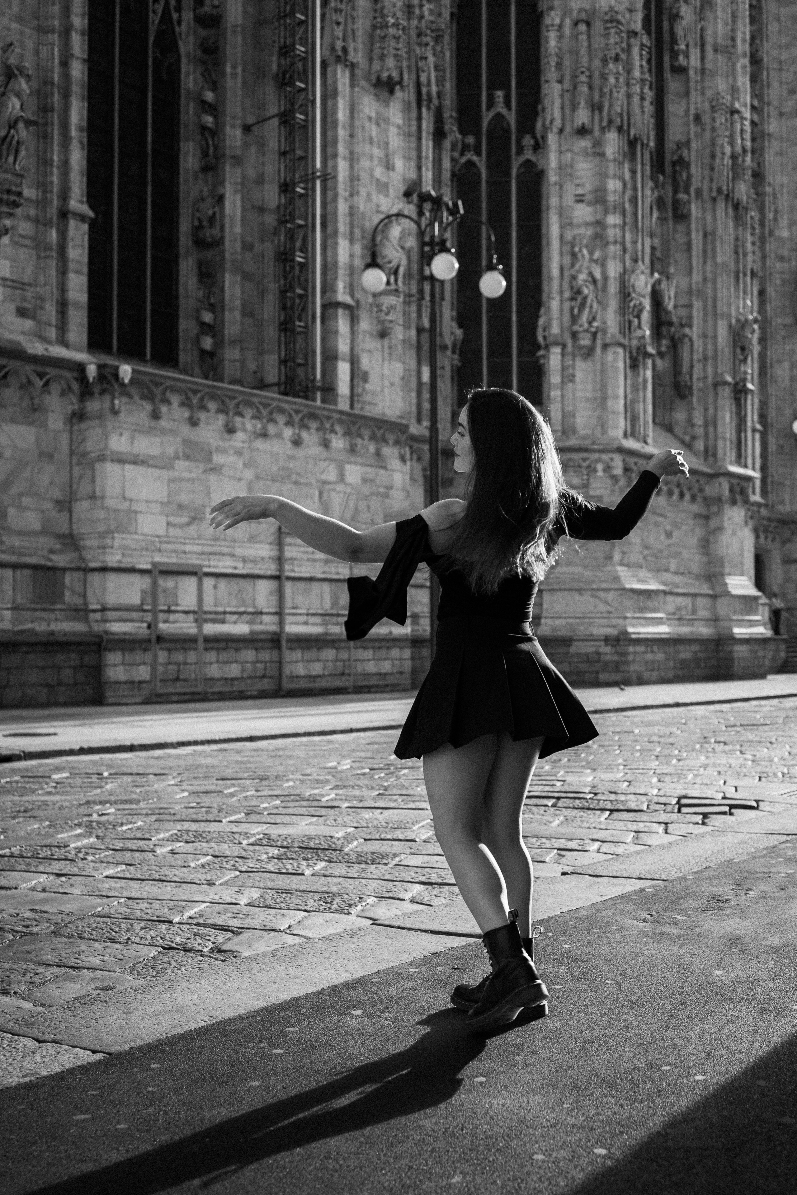 Milan Photo Walks | Street Gallery