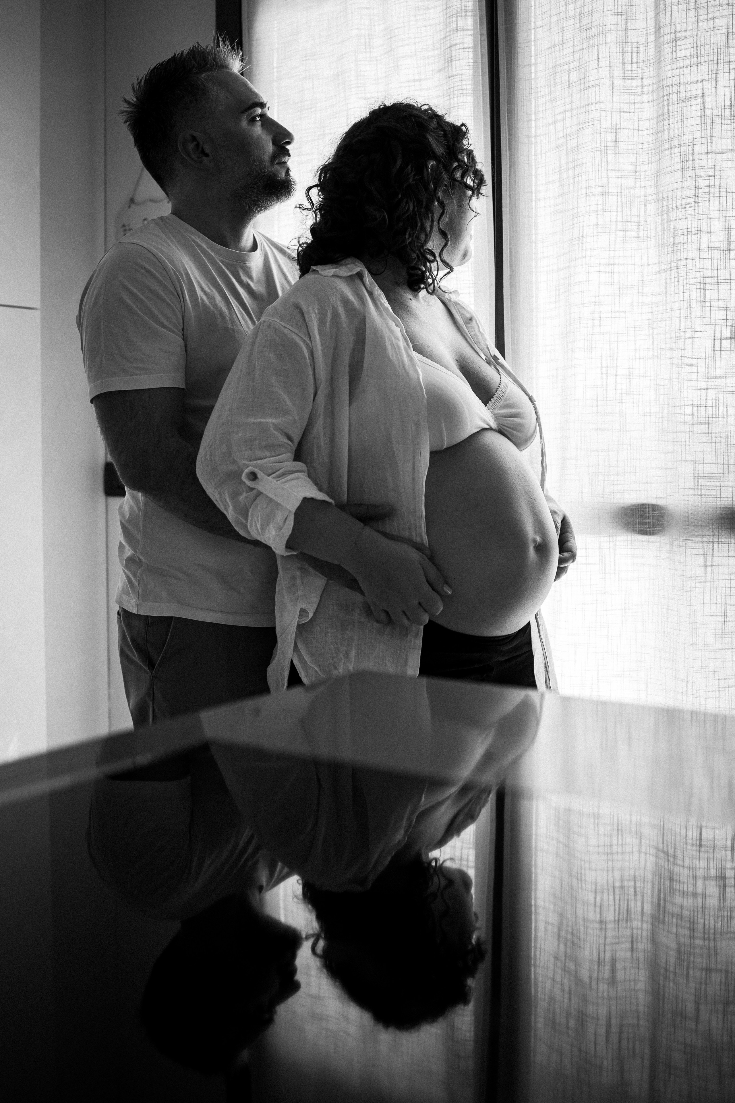 Maternity. Olis.Visual Photographer in Milan | Vacation Photo Walks Personal Portraits Brand Content