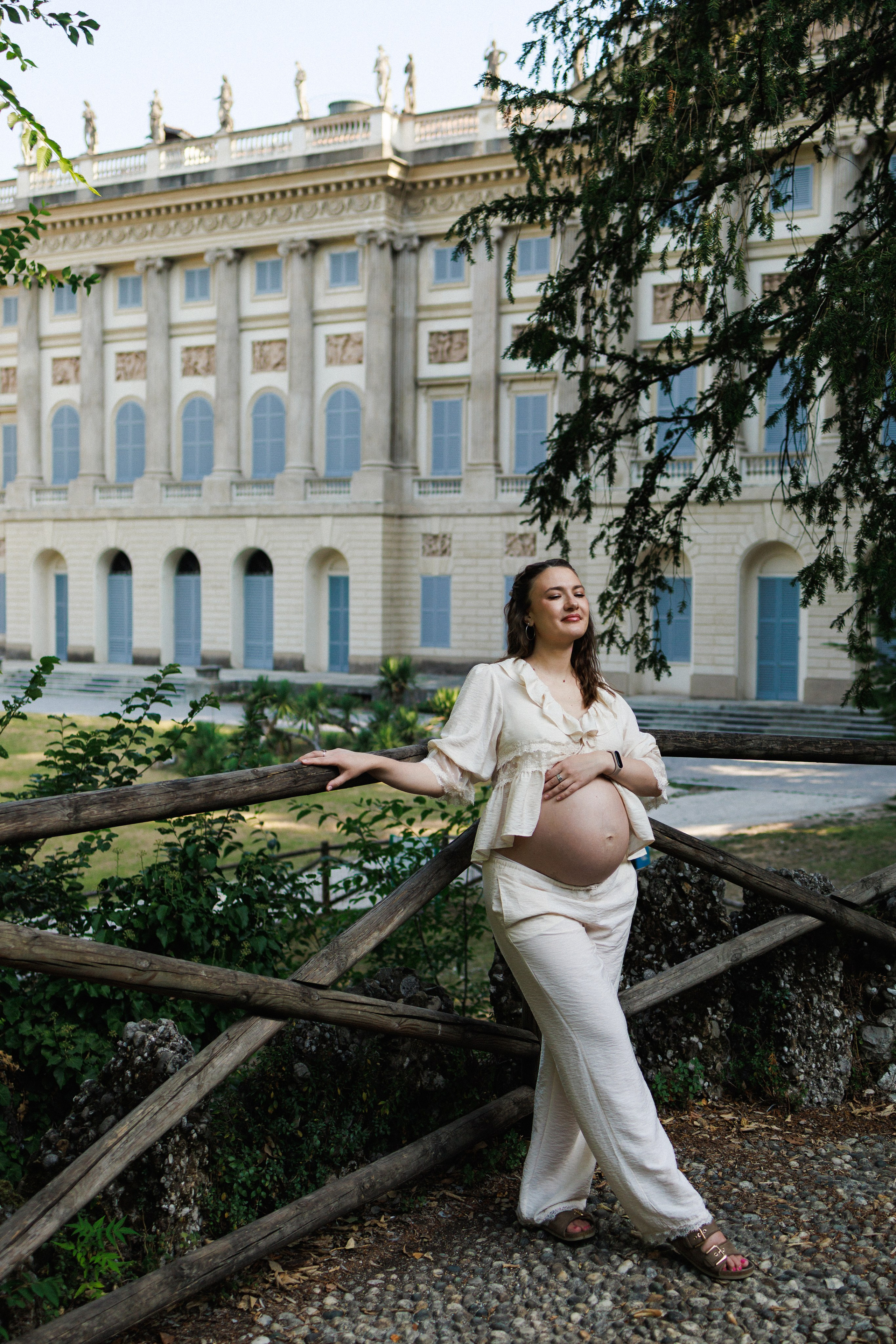 Maternity. Olis.Visual Photographer in Milan | Vacation Photo Walks Personal Portraits Brand Content