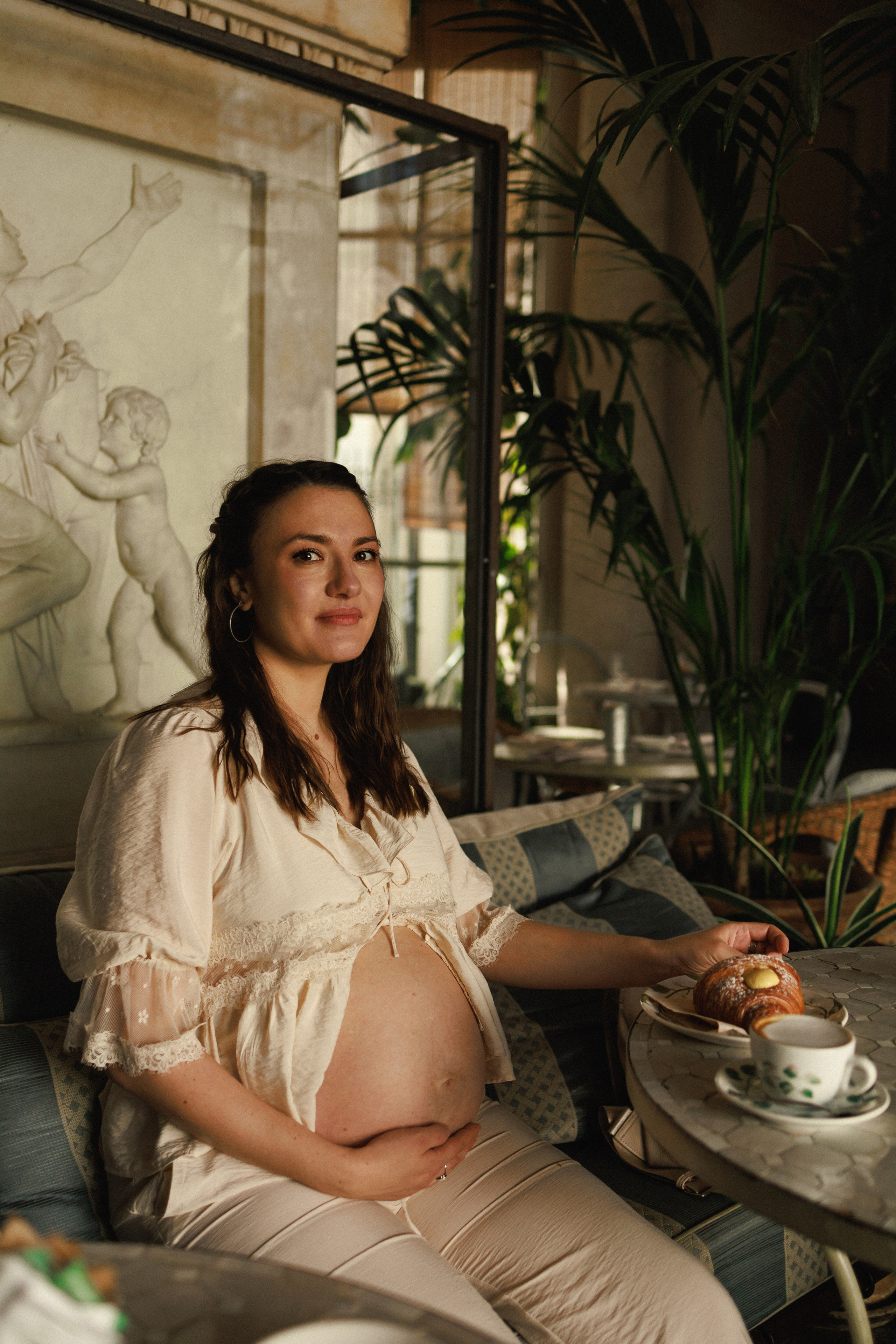 Maternity. Olis.Visual Photographer in Milan | Vacation Photo Walks Personal Portraits Brand Content