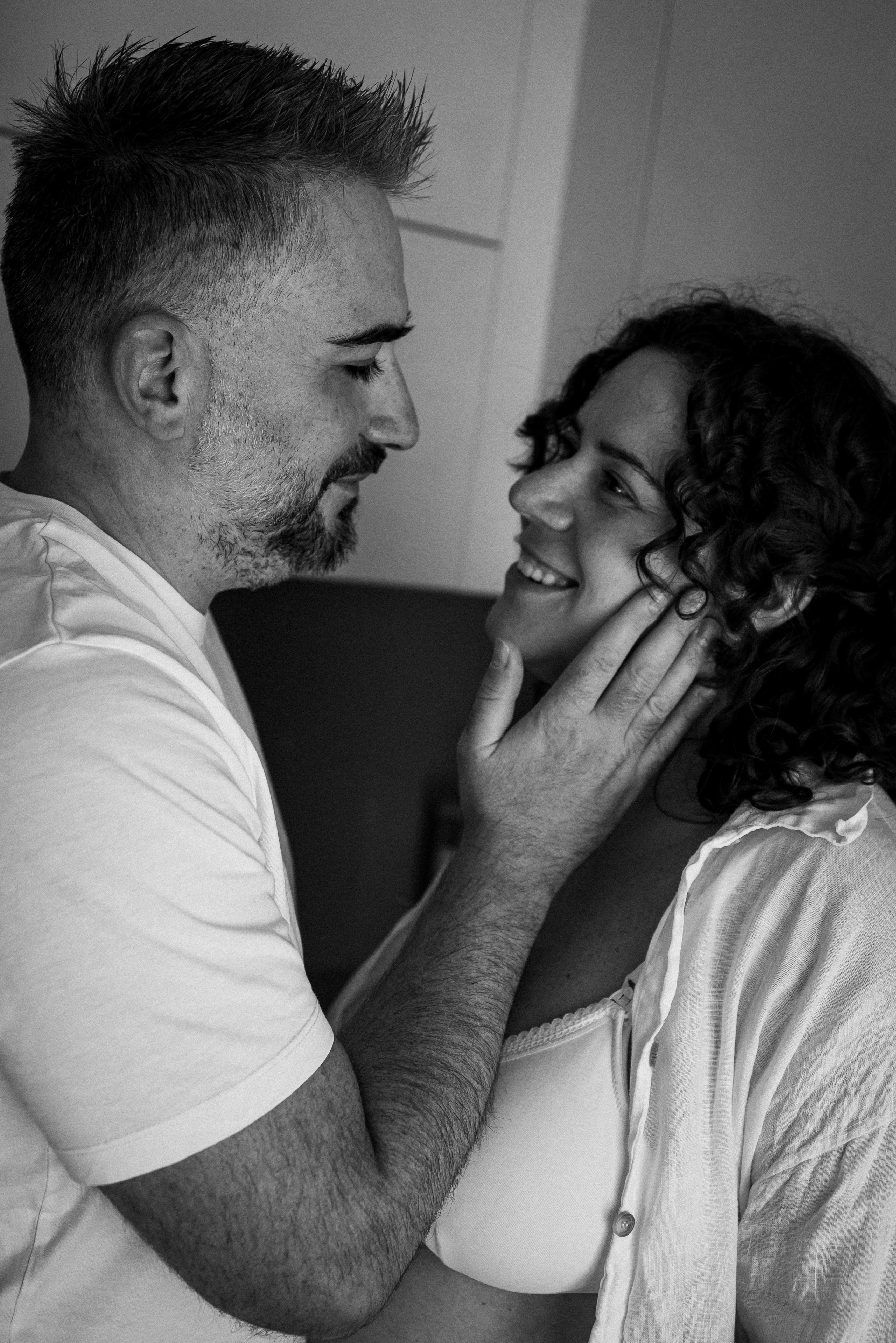 Maternity. Olis.Visual Photographer in Milan | Vacation Photo Walks Personal Portraits Brand Content