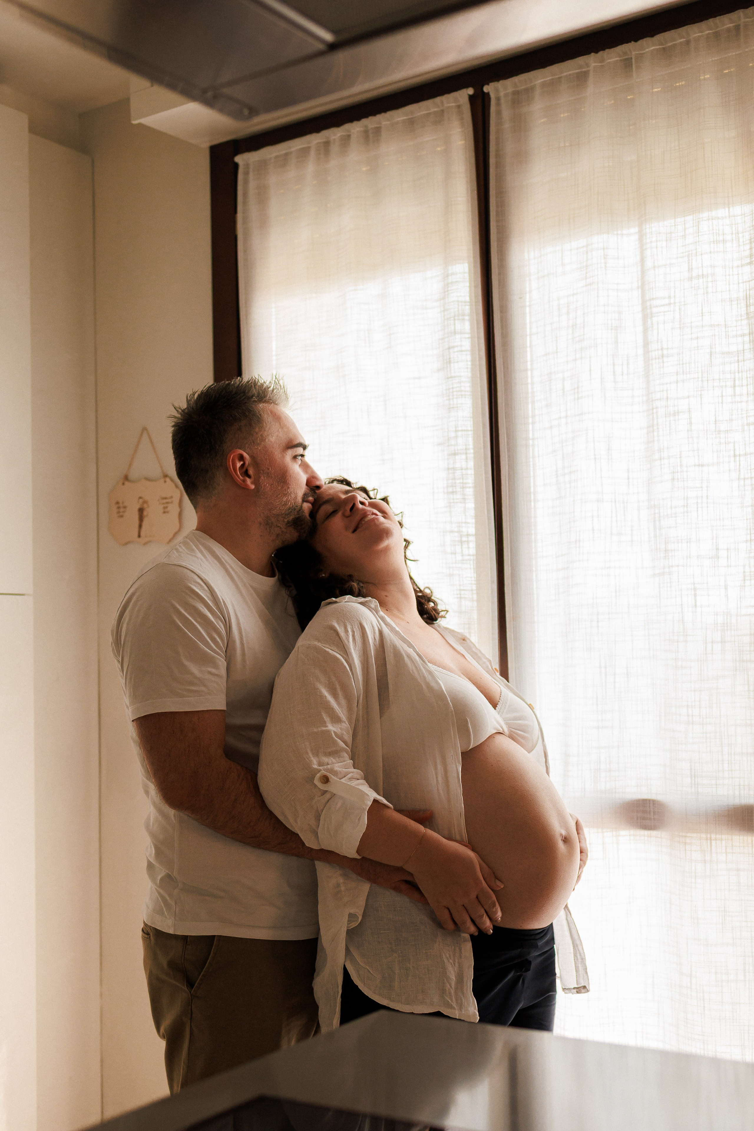 Maternity. Olis.Visual Photographer in Milan | Vacation Photo Walks Personal Portraits Brand Content