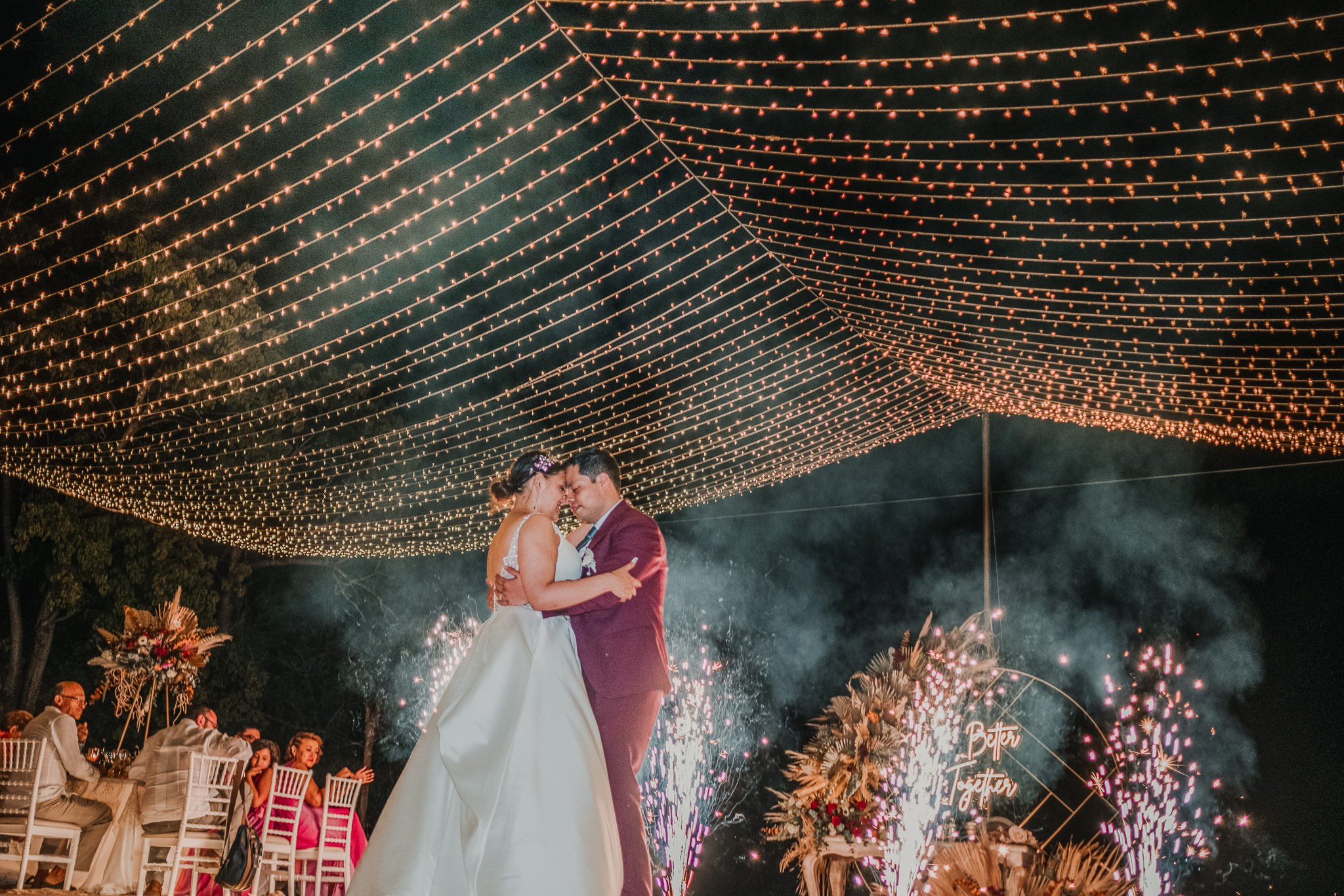 Silvia & Julio / Huatulco. Wedding and family photographer in Mexico City