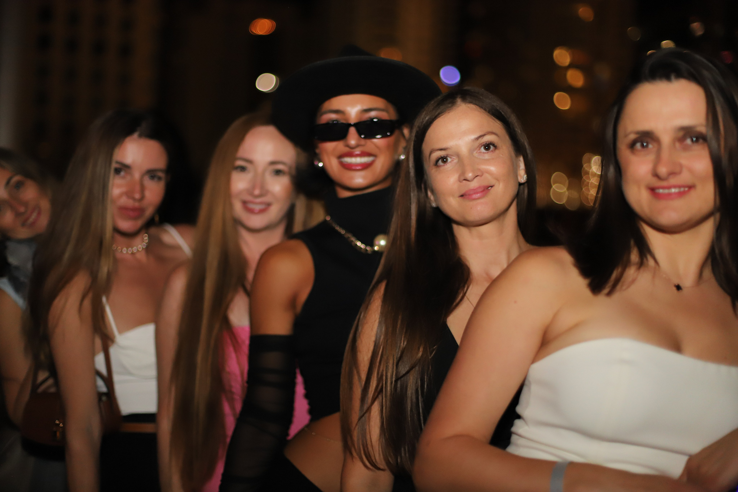 IO Godfrey Rooftop Lounge. VALERIIA VIUNOVA individual shooting\love story\event\brand