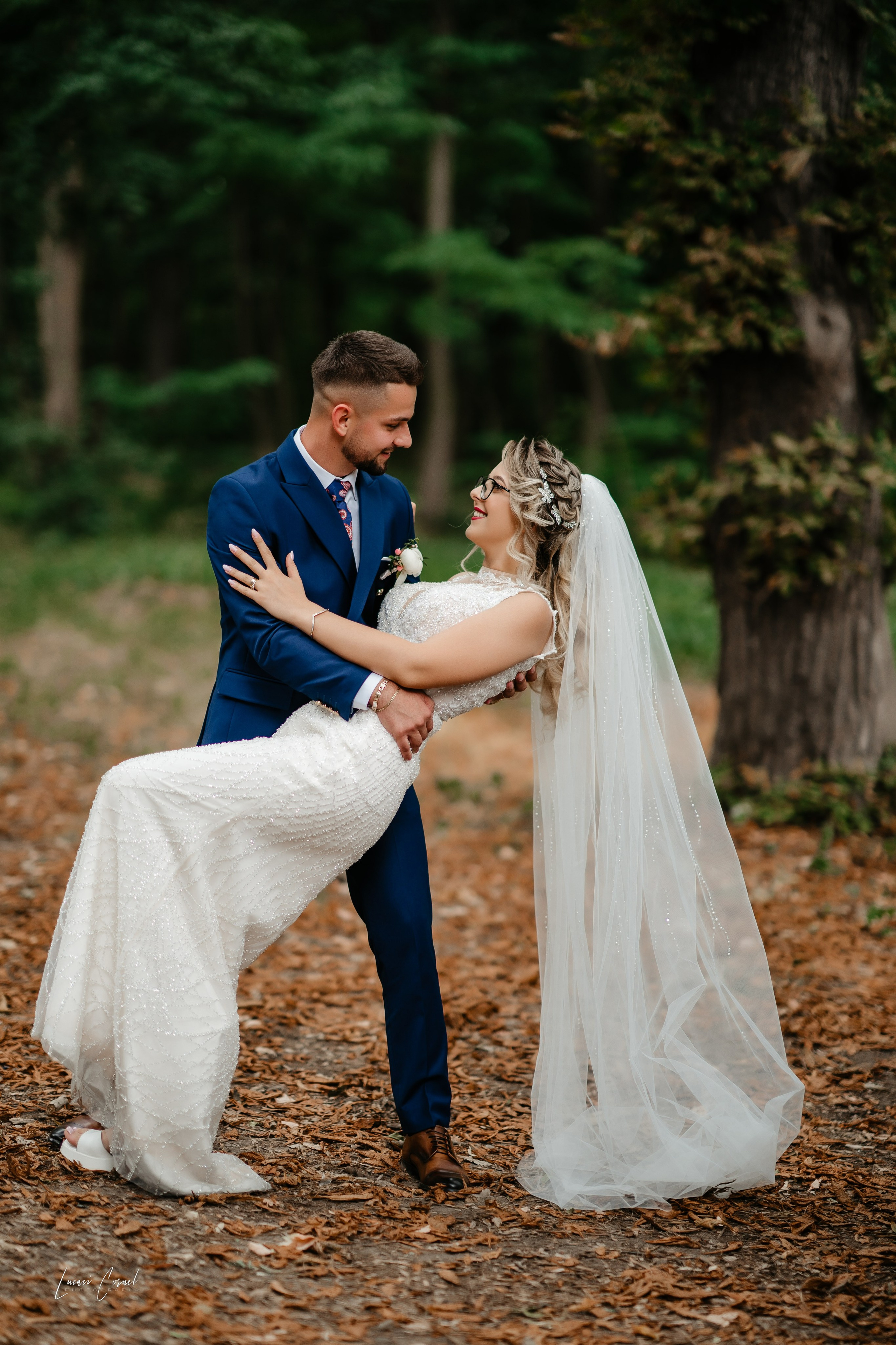 Luiza & Bogdan – Poveste vizuală. Fotograf de nuntă, corporate, botezuri, majorate și aniversări Roman, Lucaci Cornel