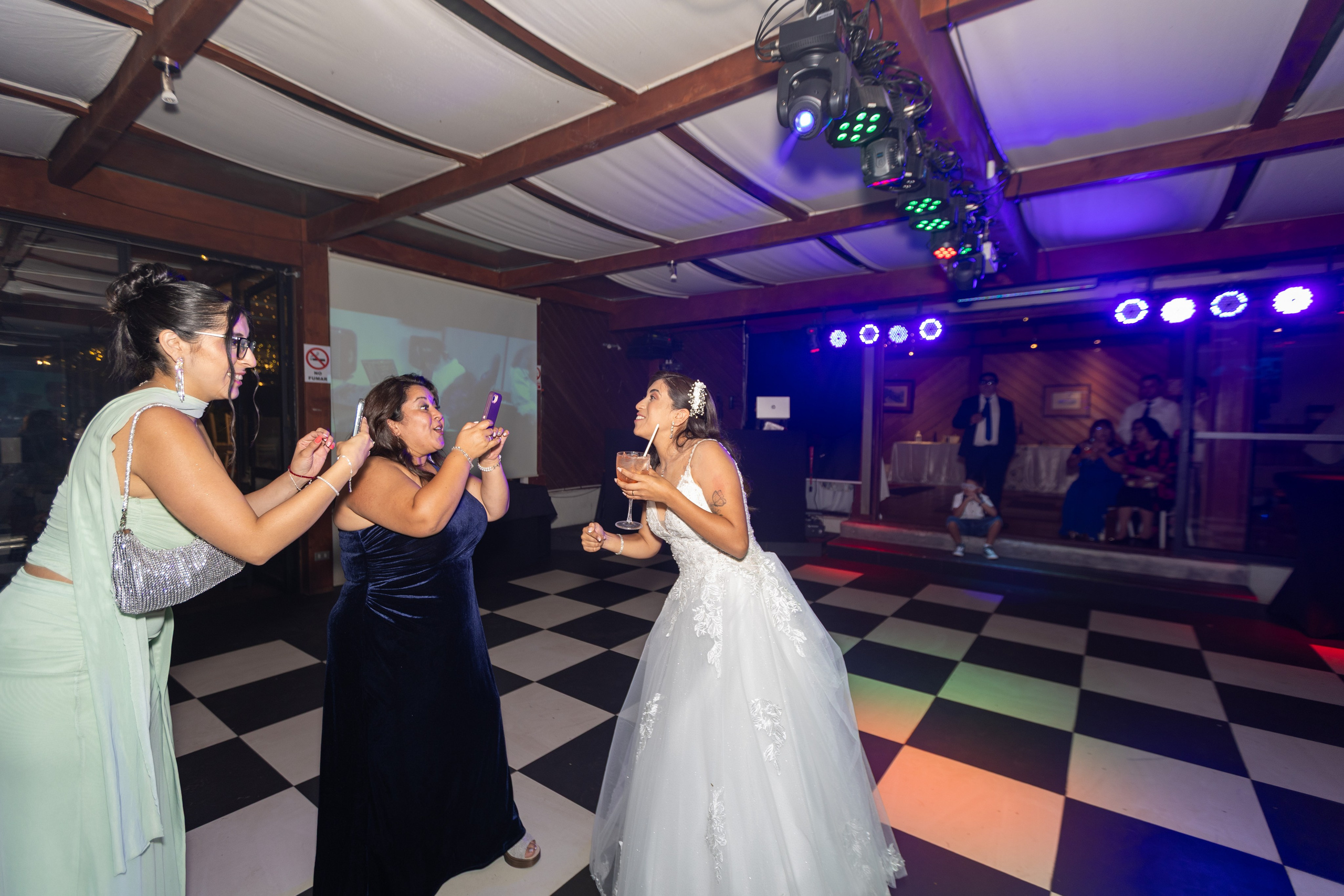 Belén y Nicolas. Dinka & Emilio - El arte de preservar lo que no se repite