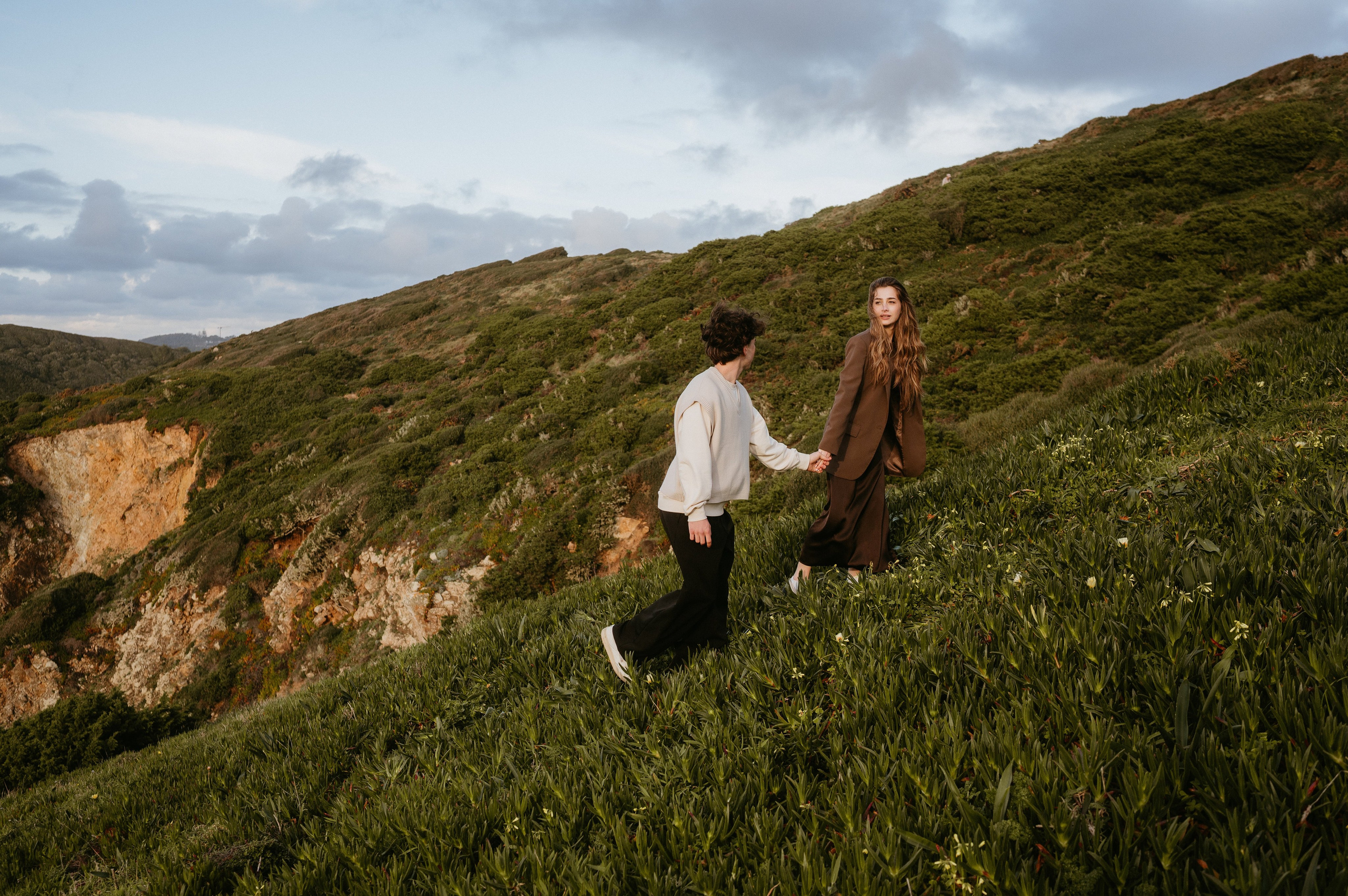 Praia da Ursa – ședință foto de cuplu într-un loc magic din Portugalia. Valentin Melen — wedding photographer