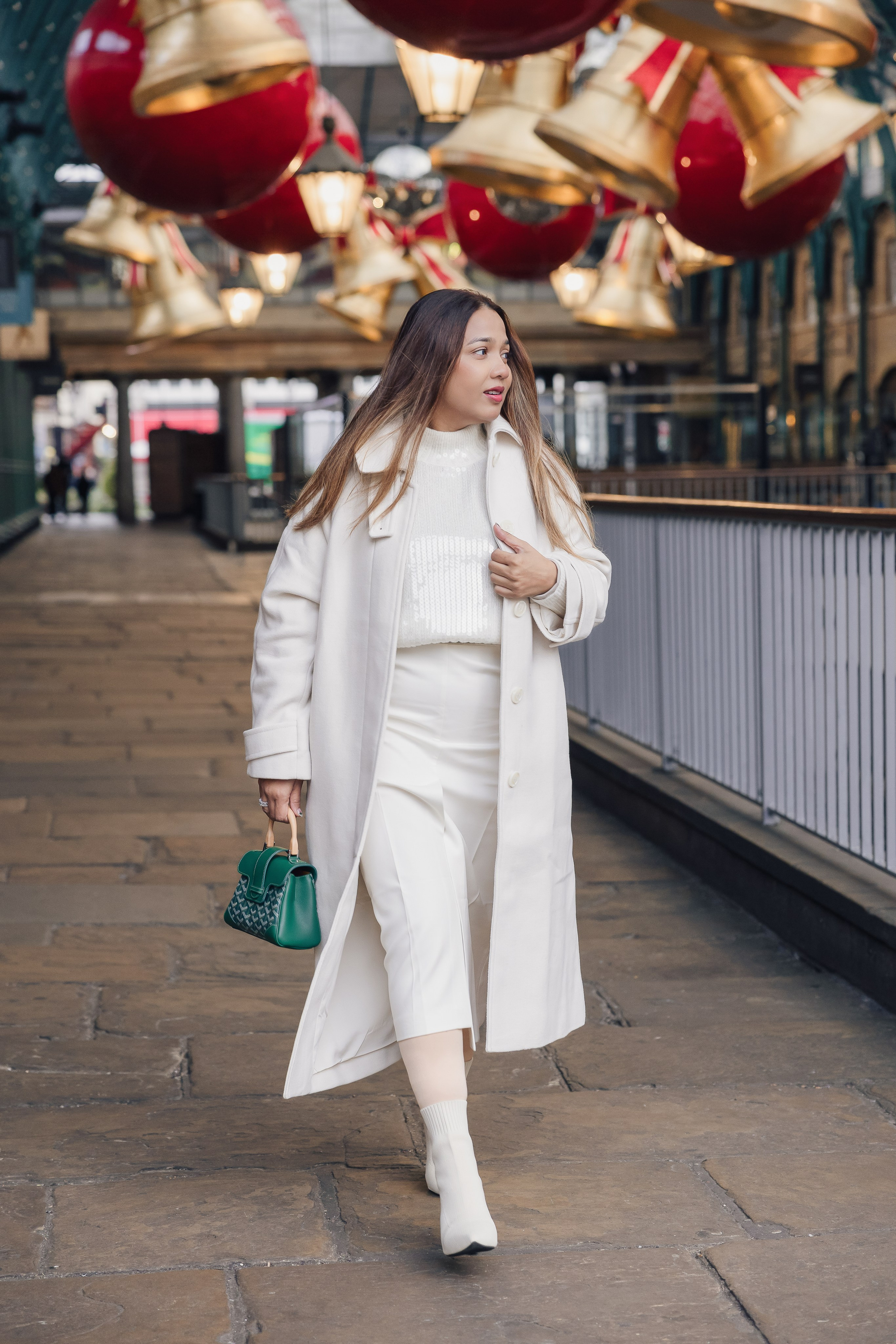 London at Christmas. PHOTOGRAPHER IN LONDON